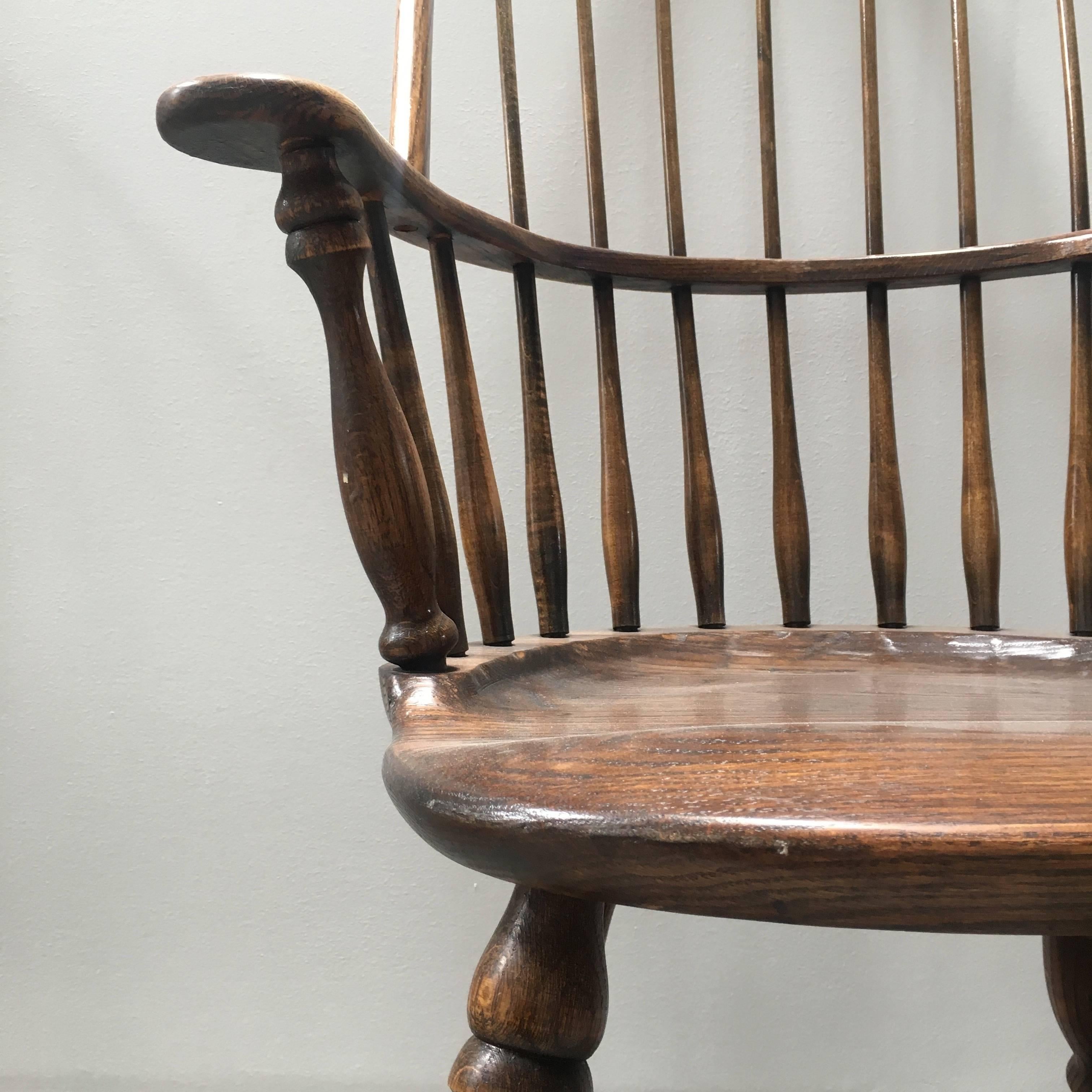 Set or Four Windsor Dining Chairs In Excellent Condition In Los Angeles, CA