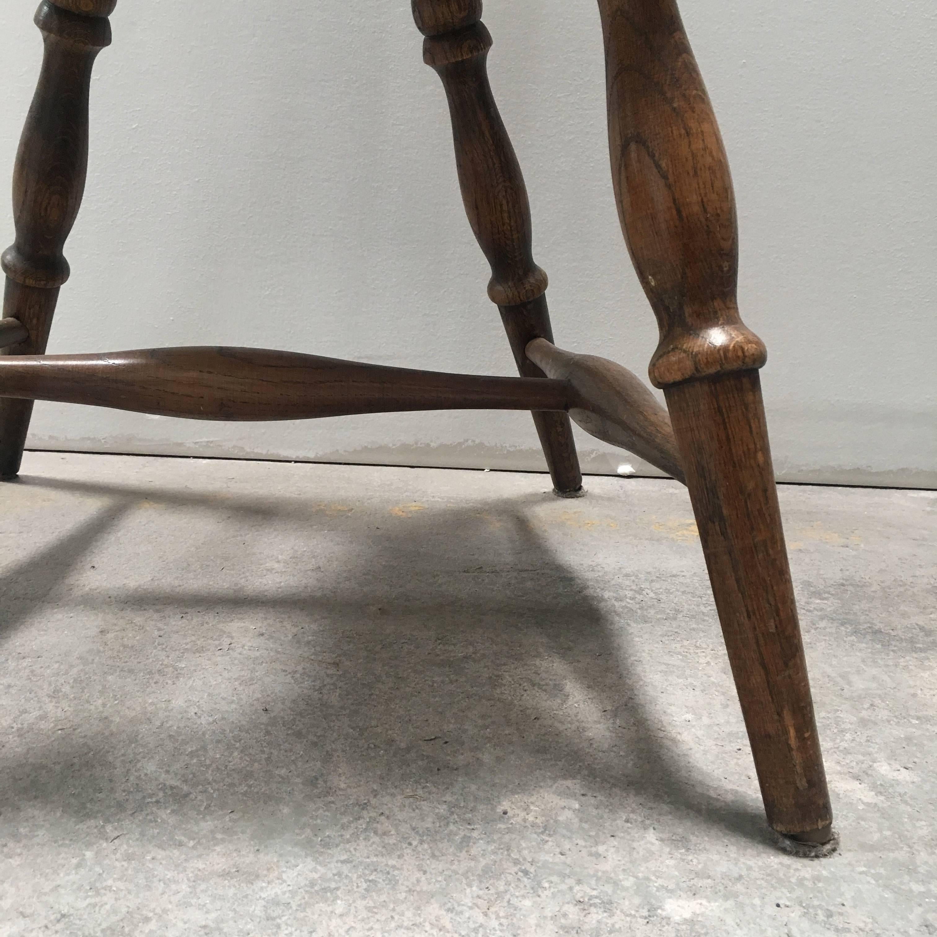 American Set or Four Windsor Dining Chairs