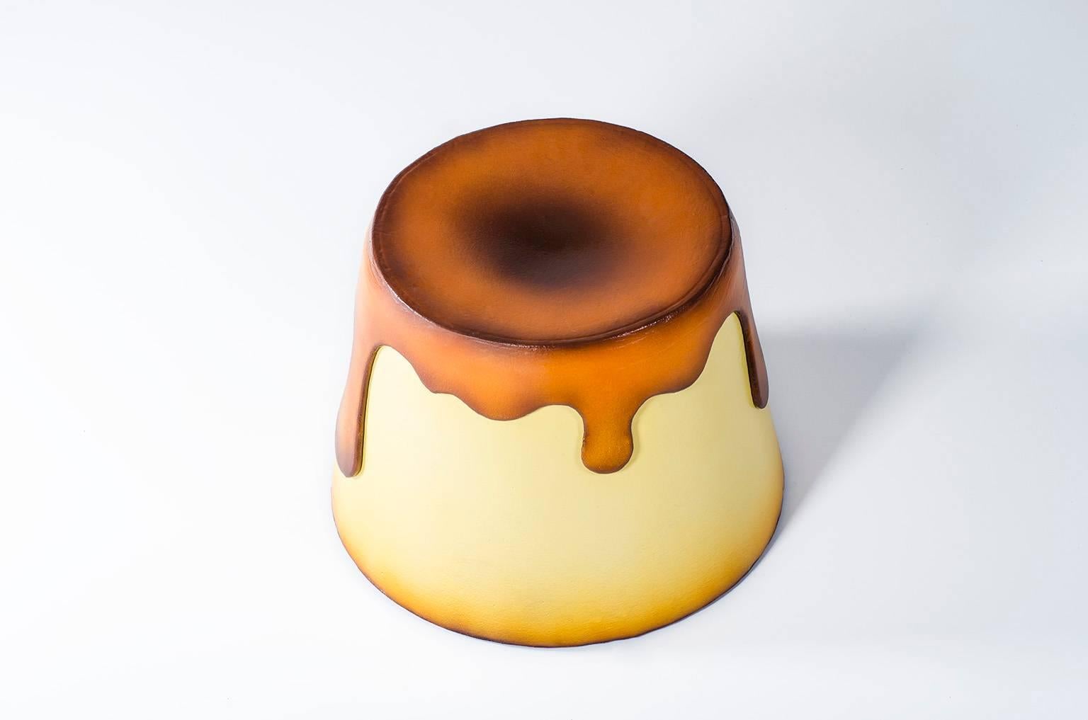 This pouf kidnaps you with their cozy simplicity. Familiar shapes, matched with softness, covered with your favourite topping, colorful and delicious, freshly served, where you can seat and vice yourself.
Entirely hand-carved differentiated lift