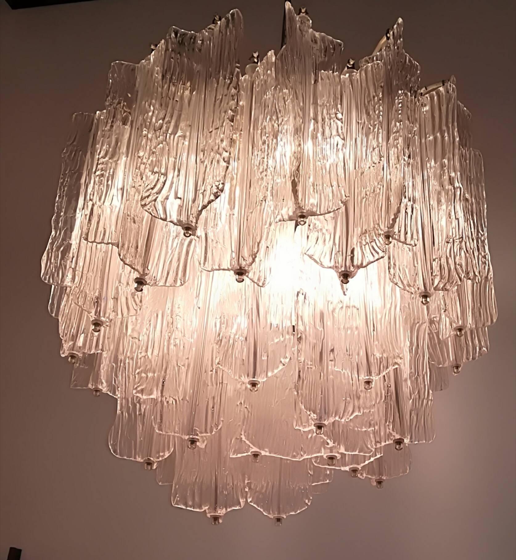 Mid-20th Century Chandelier of Brass and Murano Glass Venini 1950. For Sale