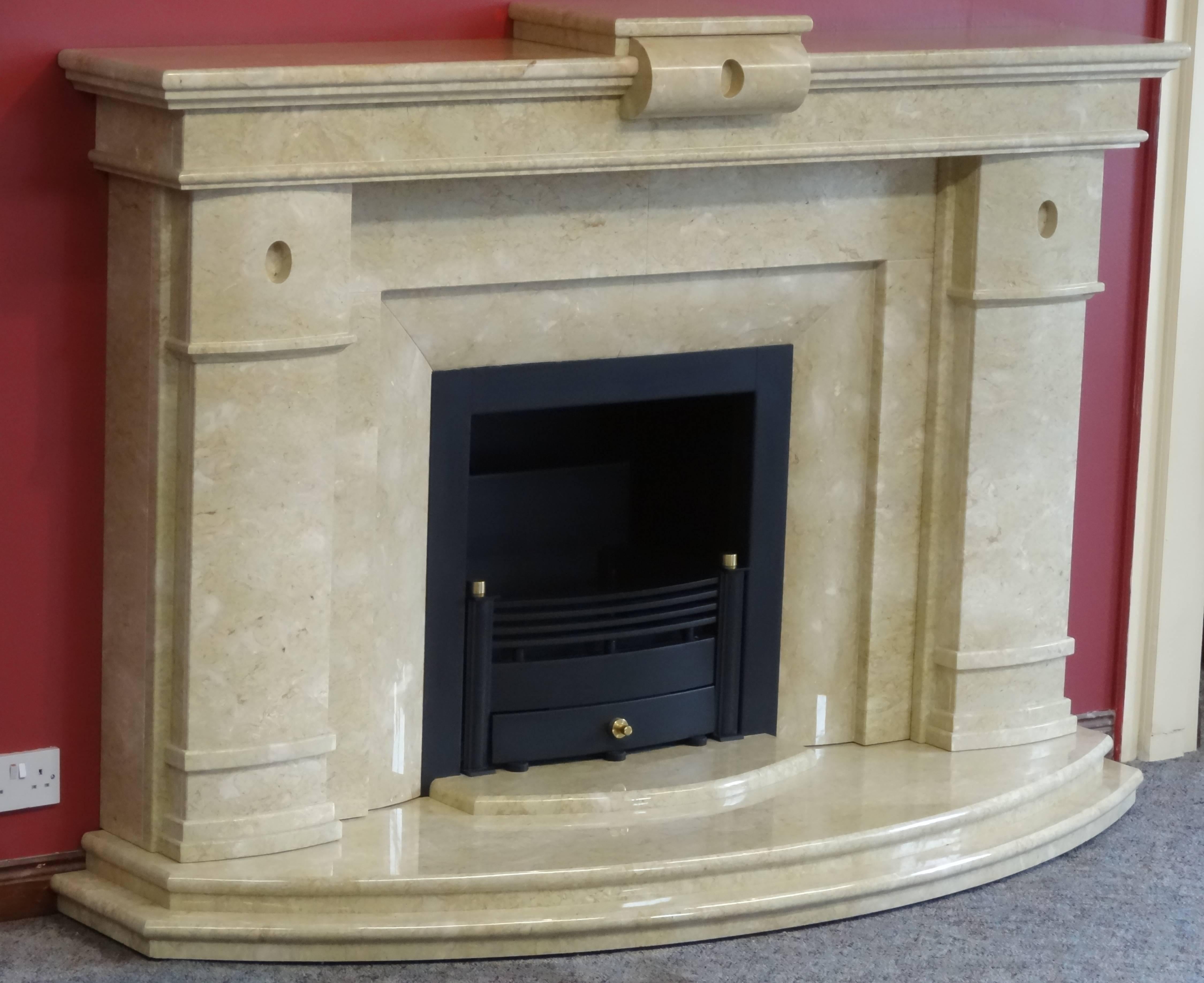 Great Britain (UK) 21st Century Polished Curved Marble Fireplace with Black Trim and Fire Basket For Sale