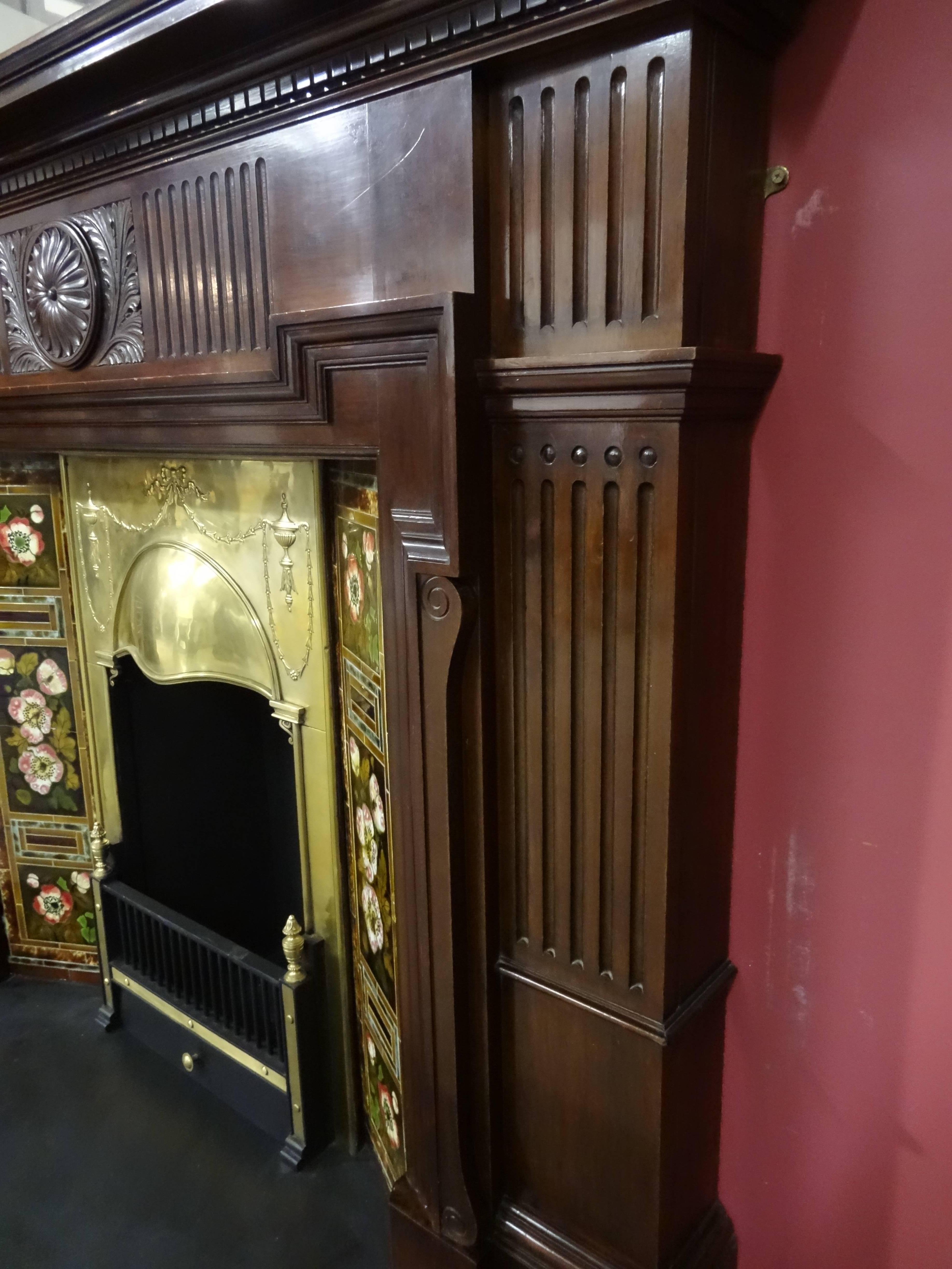 Edwardian Mahogany Fire Surround with Mirror Brass Insert and Tile Side Panels For Sale 1