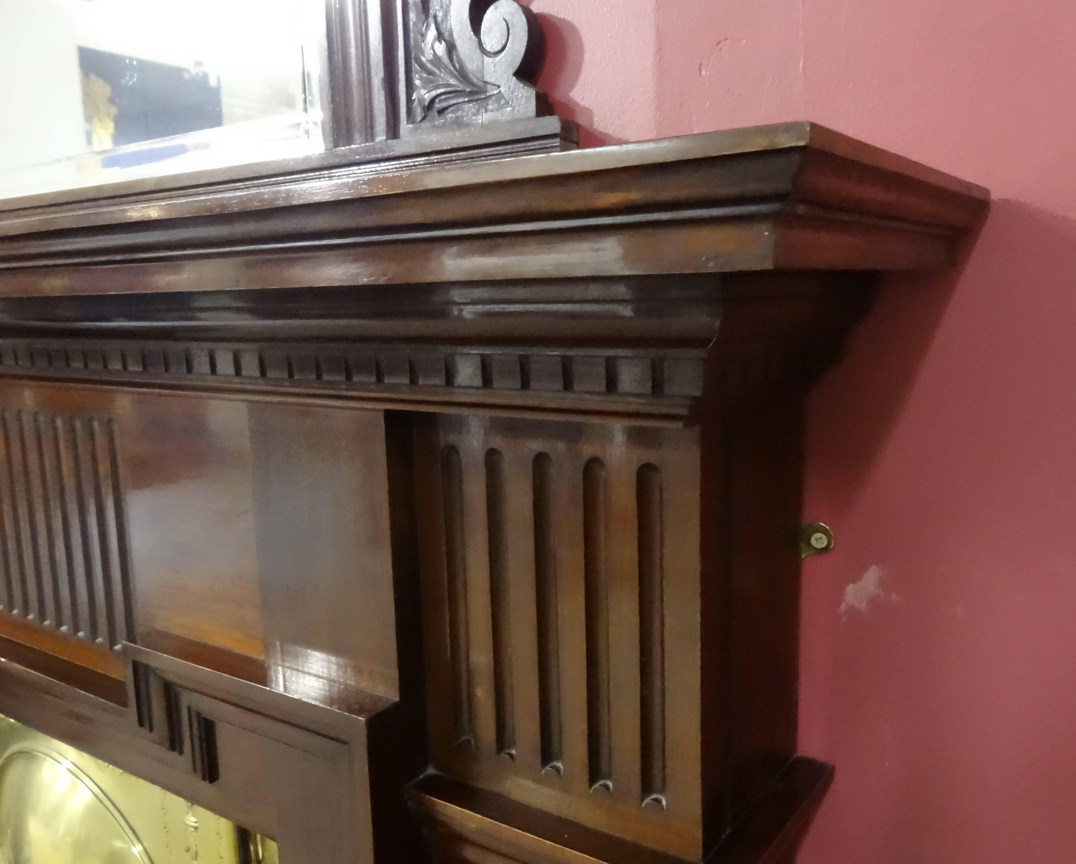 Edwardian Mahogany Fire Surround with Mirror Brass Insert and Tile Side Panels For Sale 2