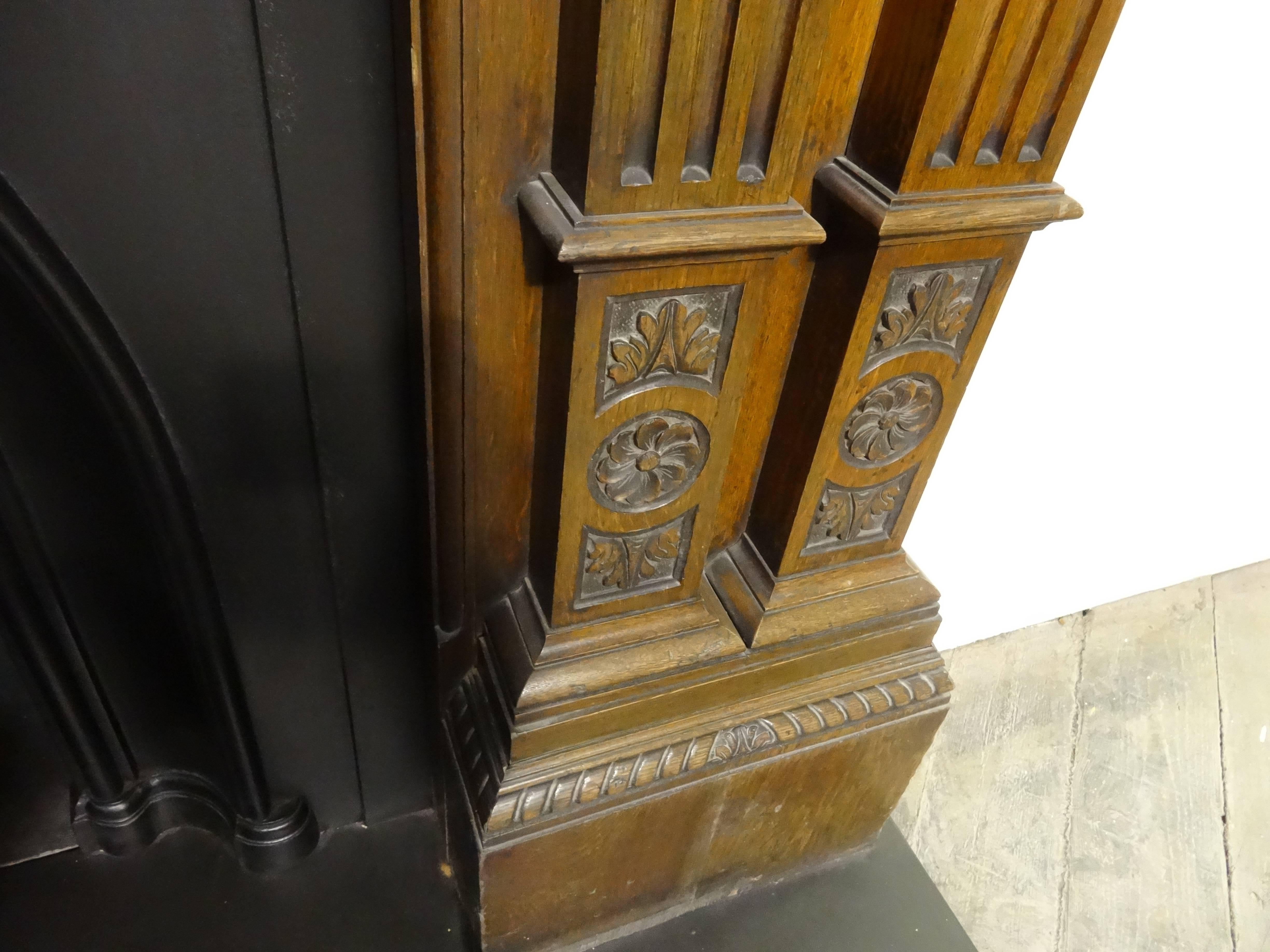 19th Century Victorian Carved Oak Fire Surround with Arched Cast Iron Insert In Good Condition For Sale In Lurgan, Northern Ireland
