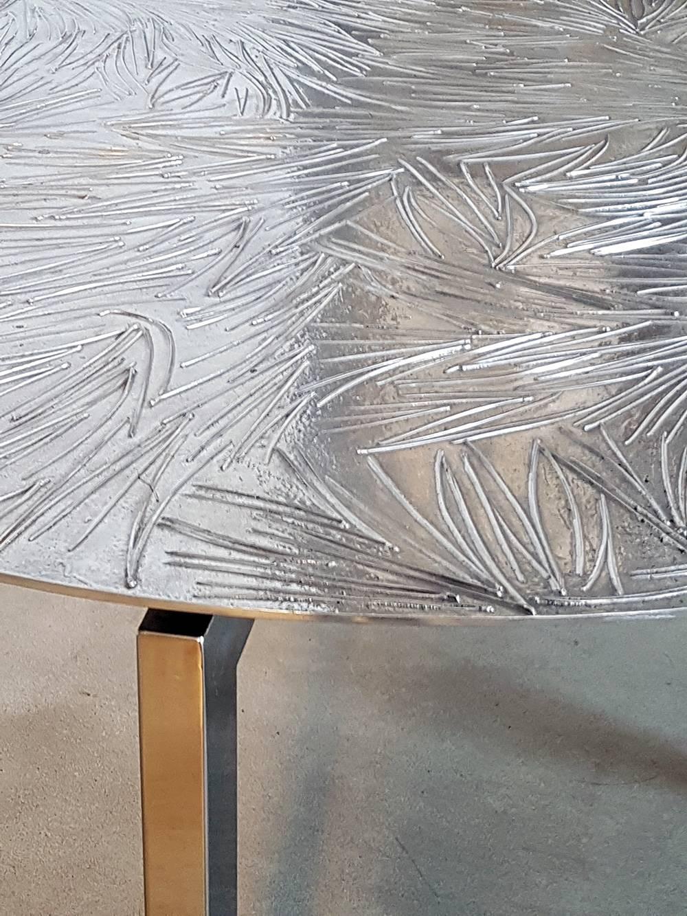 Contemporary Limited Edition Round Aluminum Steel Table by Andrea Salvetti  In Excellent Condition For Sale In Vimercate, IT