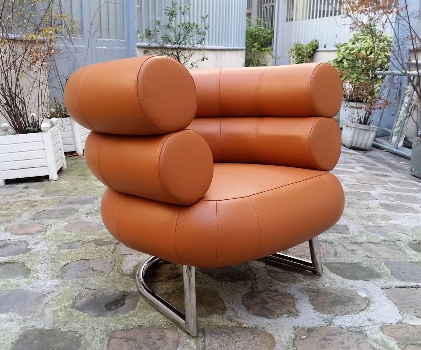 Designed by Eileen Gray, one of the most outstanding designers of her time, Bibendum is a chair reissued by Classicon that was originally designed for the furnishing of the villa E 1027 in a very innovative and singular style. Despite its large