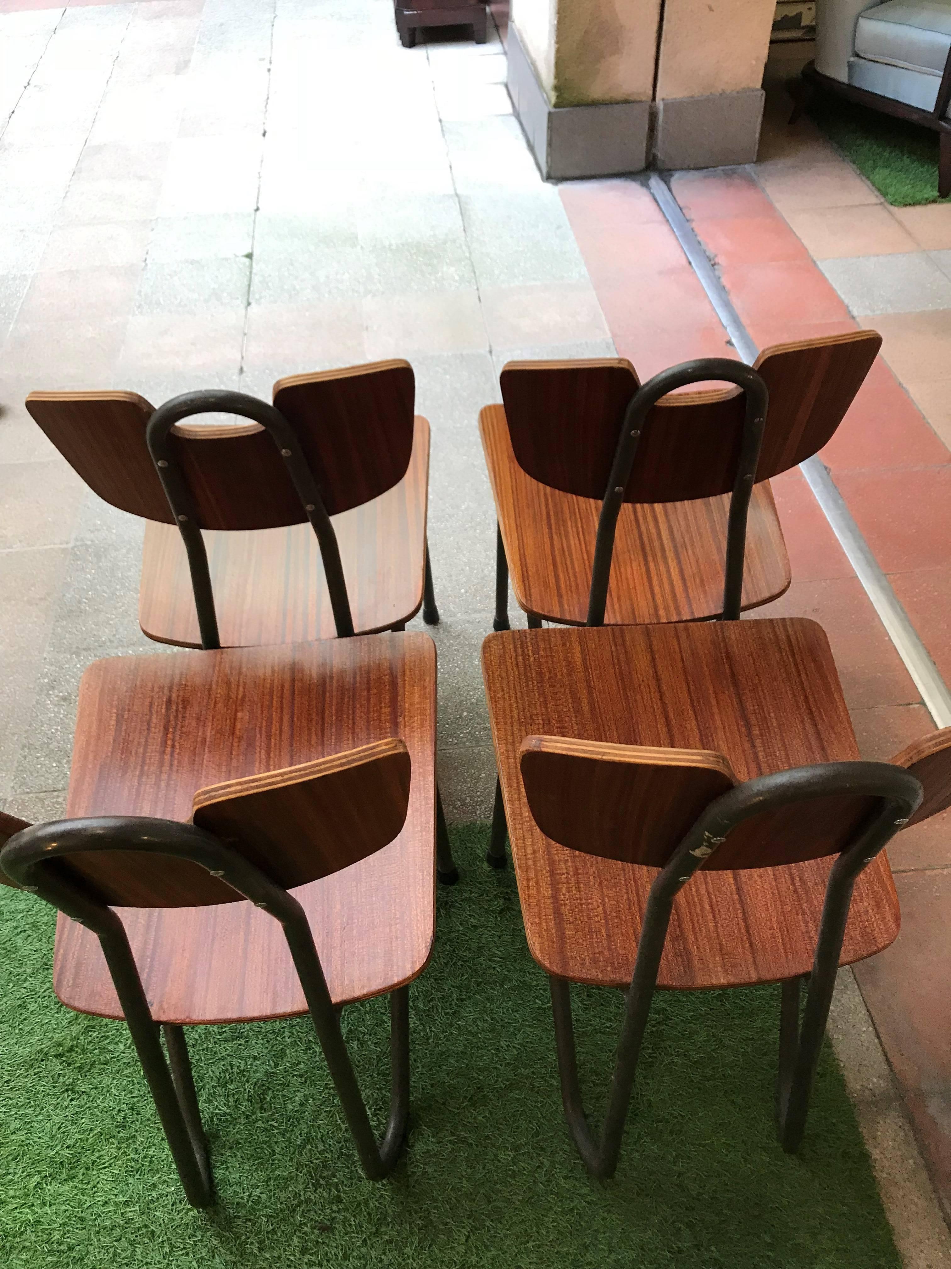 1951 Pierre Guariche, Prefacto Set of Four Chairs, Airborne Edition In Good Condition For Sale In Saint Ouen, FR