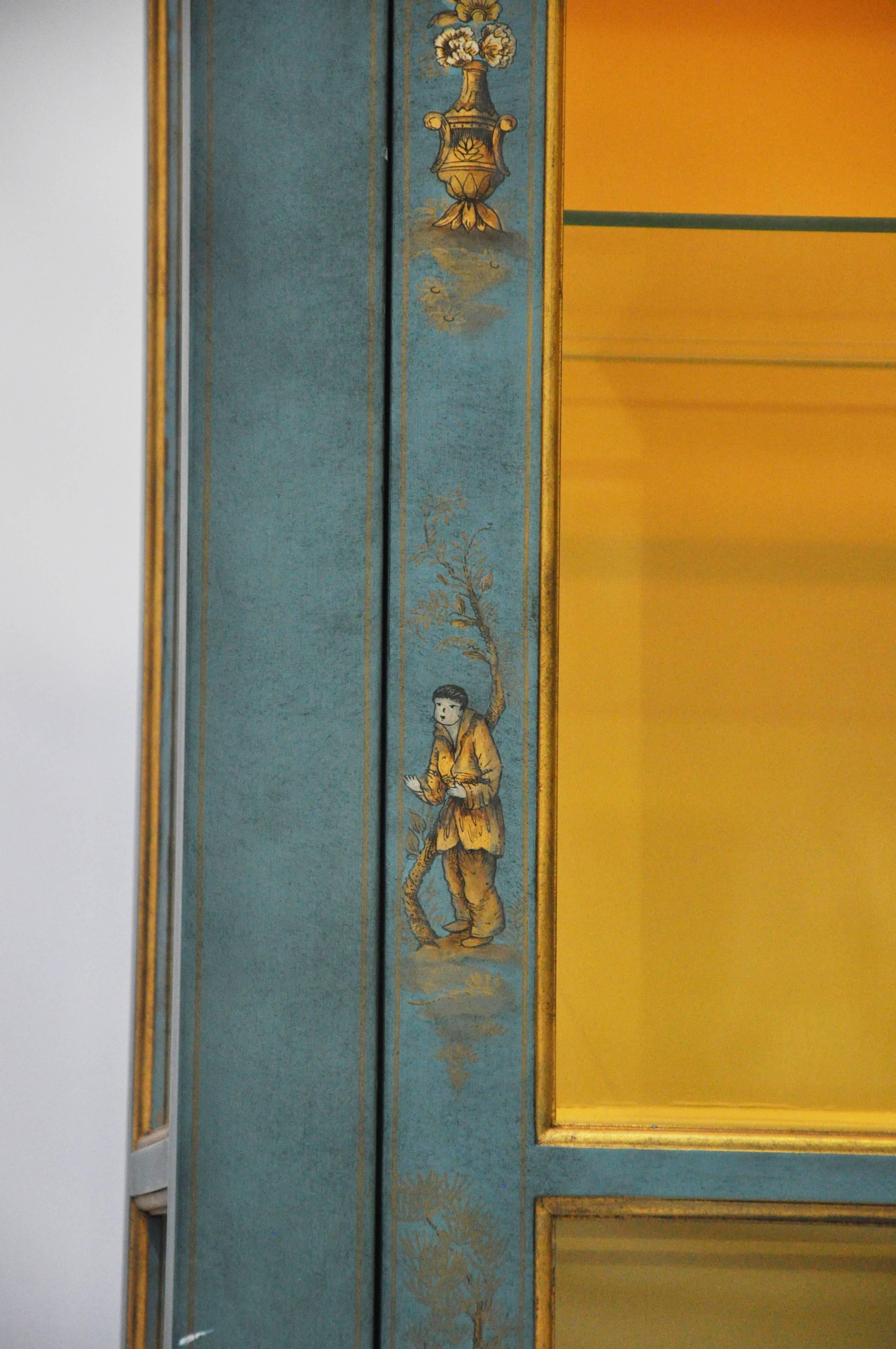 Illuminated Display Cabinet with Hand-Painted Chinoiserie Motifs 4