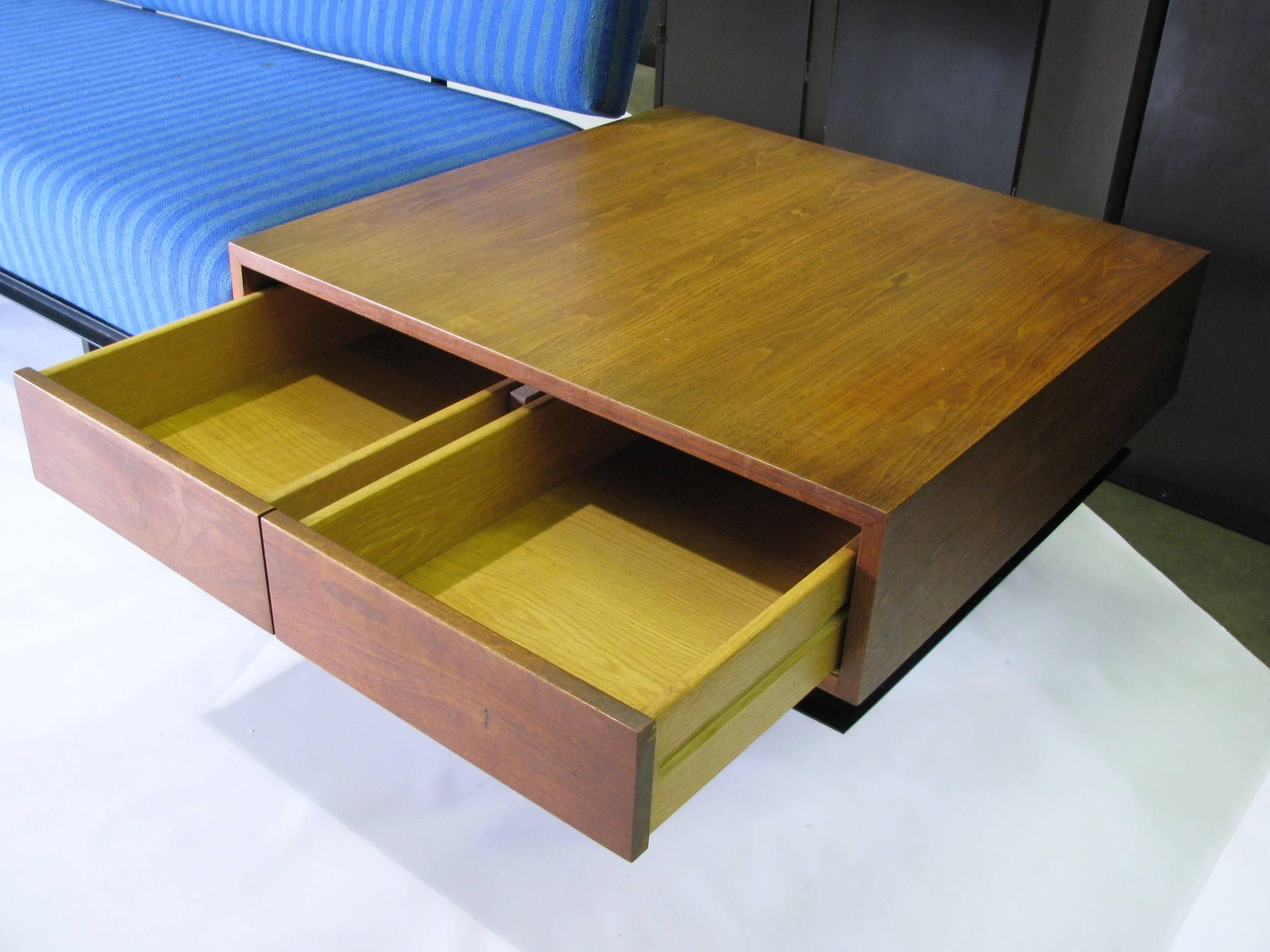 Mid-20th Century Midcentury Sofa/End Table Combination Designed by Florence Knoll For Sale