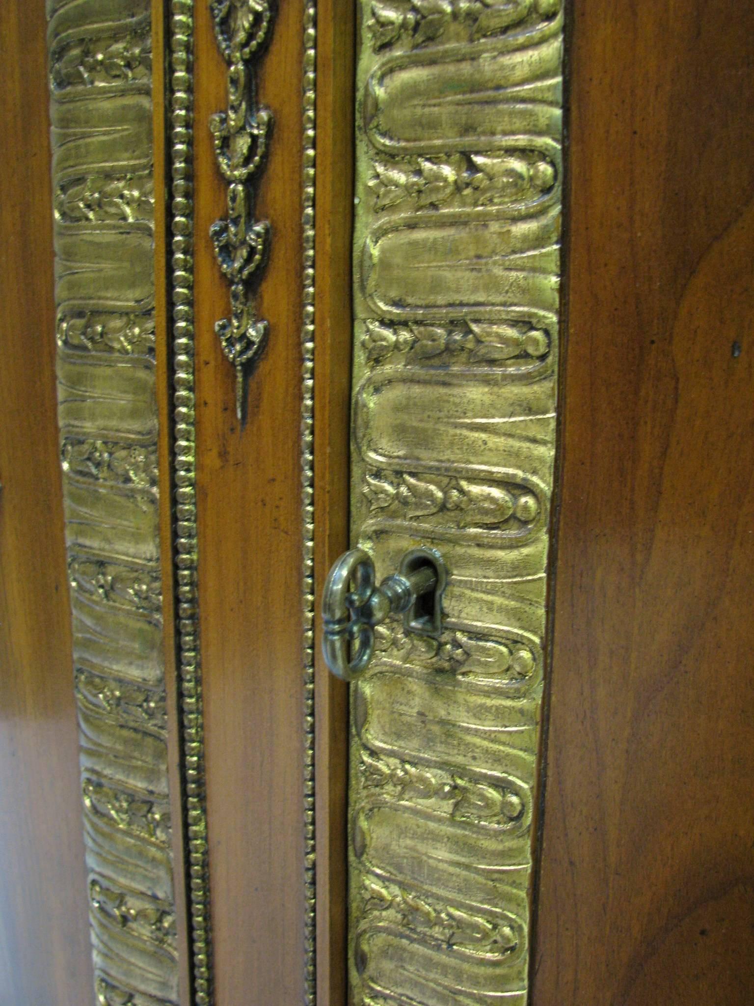 Late 20th Century John Widdicomb Neoclassic Style Demilune Cabinet For Sale