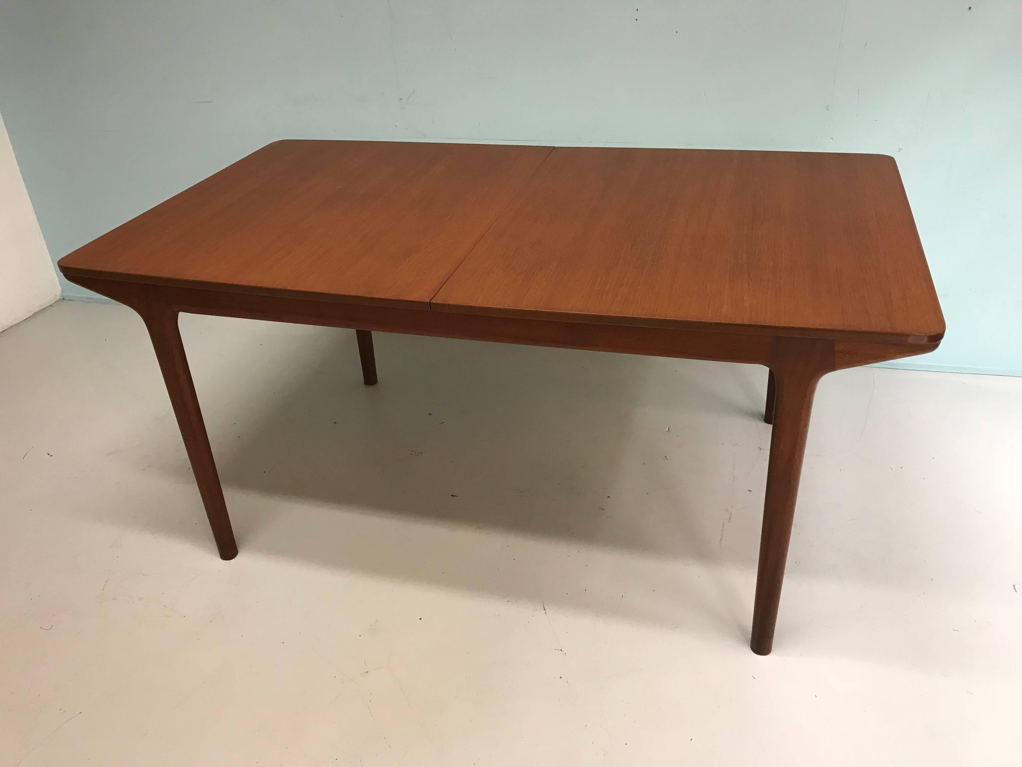 Scottish Midcentury Large Teak Extending Dining Table by Tom Robertson for A.H. McIntosh For Sale