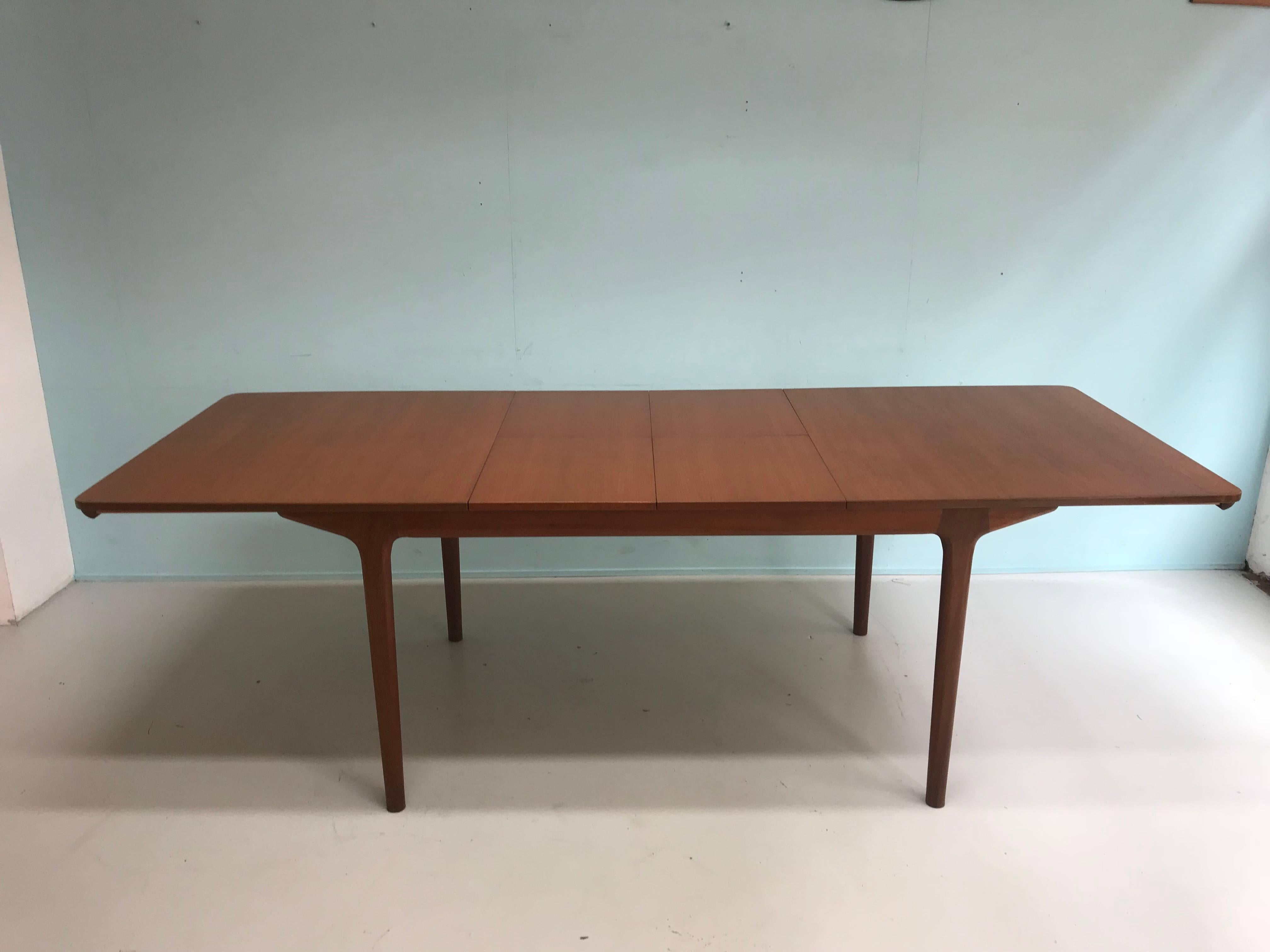 Midcentury Large Teak Extending Dining Table by Tom Robertson for A.H. McIntosh For Sale 3