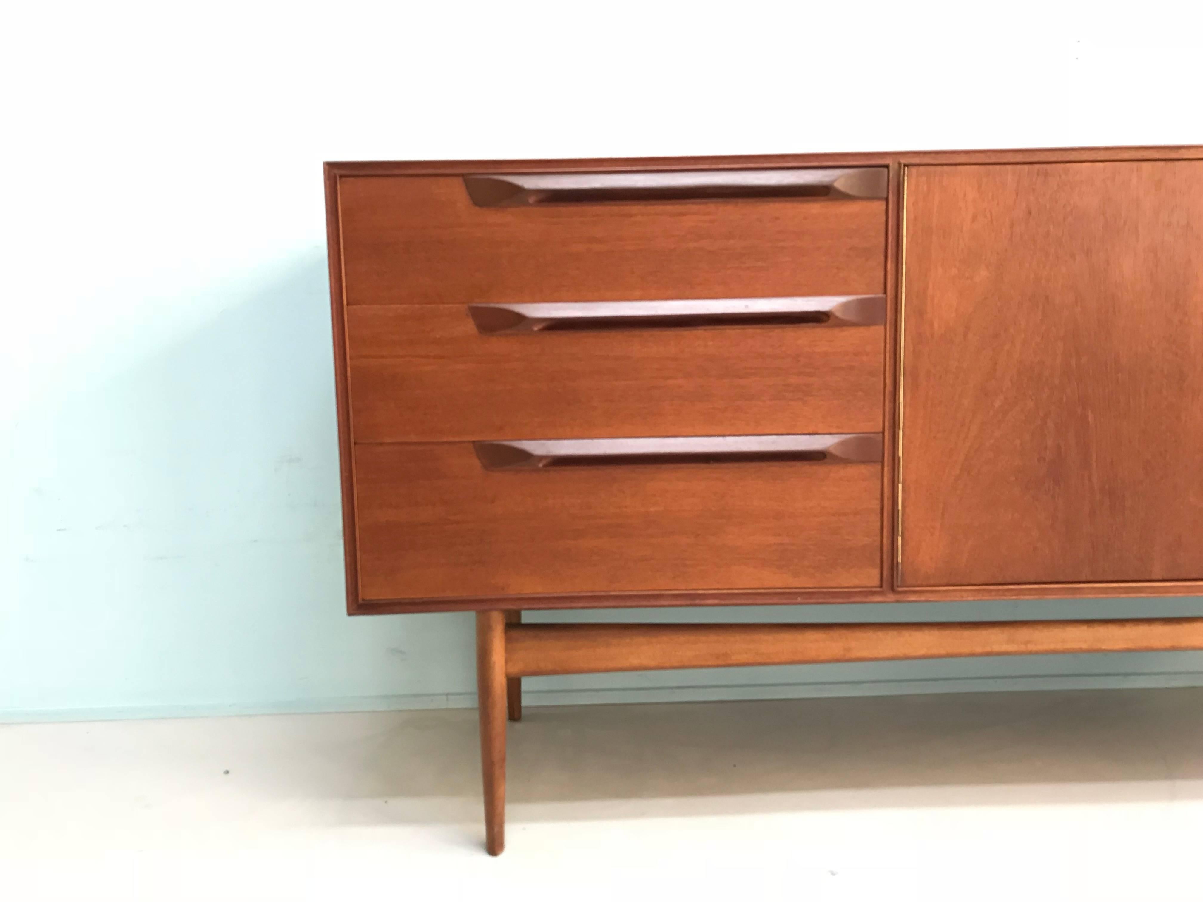 Stunning McIntosh teak sideboard from Scotland period, 1960s.
Condition: excellent.
 