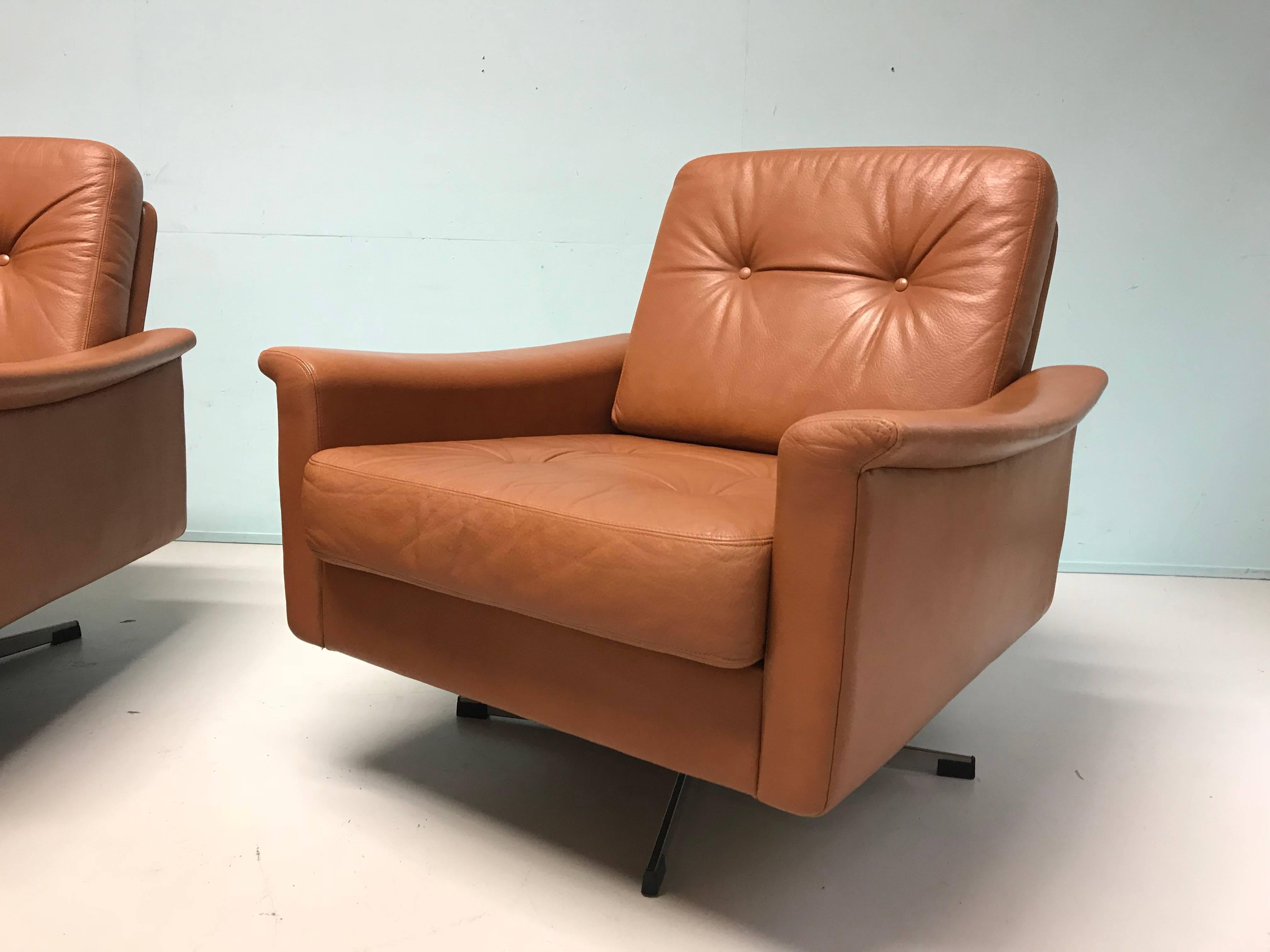 Dutch Mid-Century Modern Pair of Armchairs For Sale