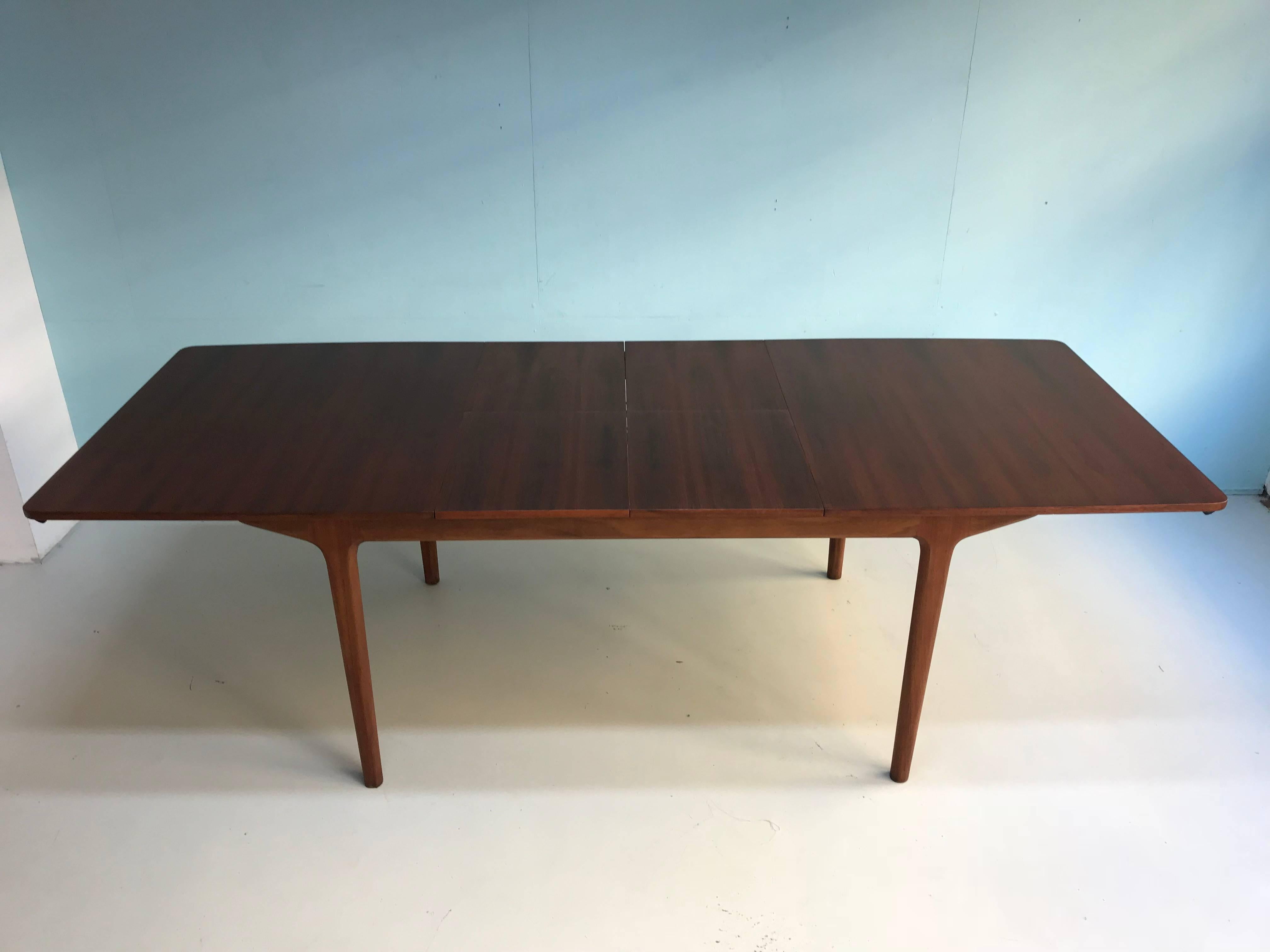 Midcentury Rosewood McIntosh Dining Table For Sale 2