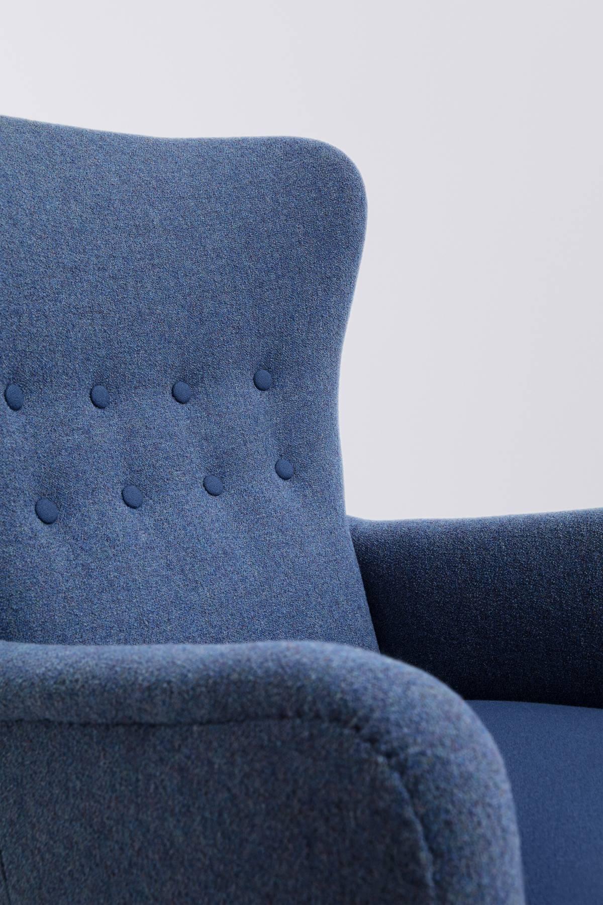Danish Produced Wingback Chair, 1940s, Blue Wool Upholstery by Kvadrat In Excellent Condition For Sale In Copenhagen, DK