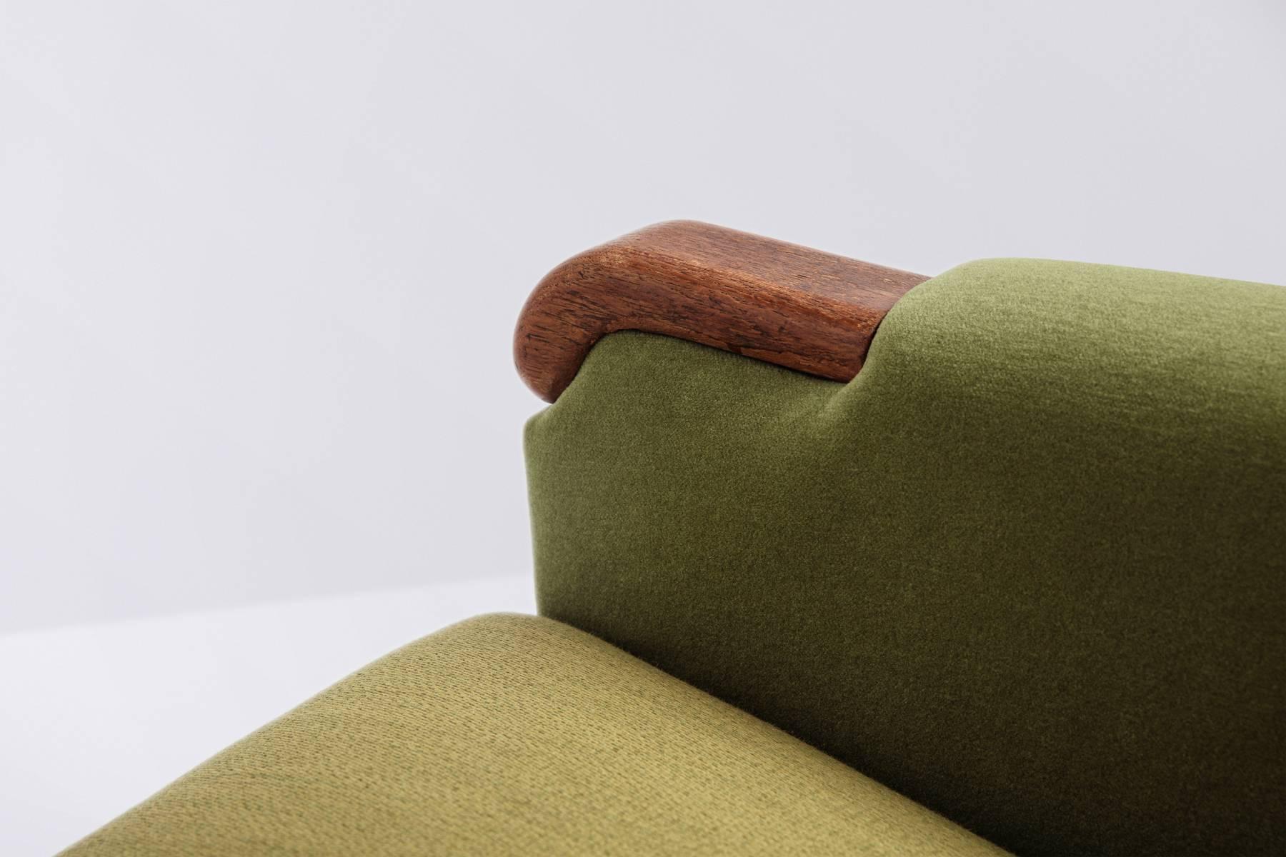 Danish Produced Wingback Chair, 1950s, Velvet and Wool Upholstery by Kvadrat In Good Condition For Sale In Copenhagen, DK