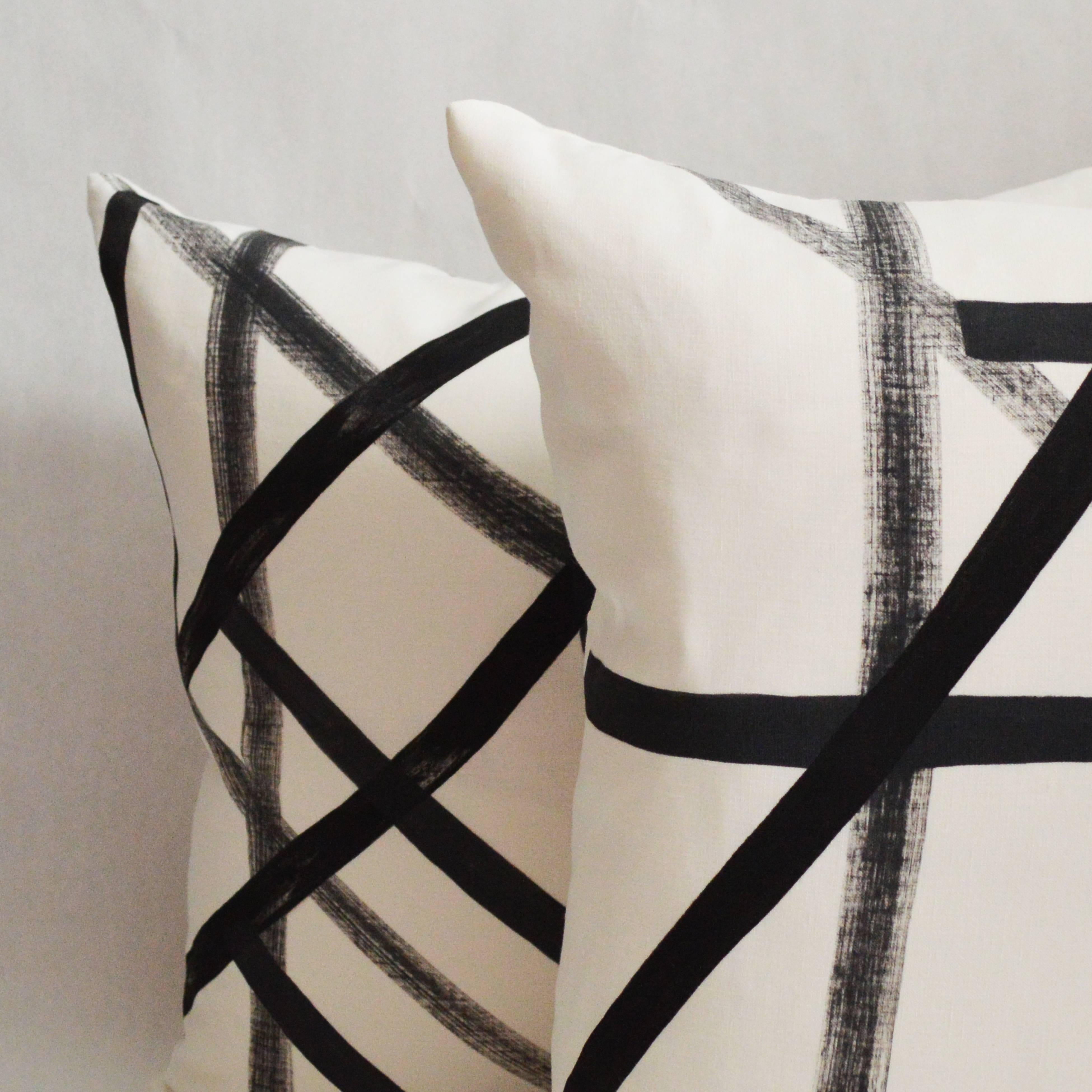 Unique Contemporary Double-Sided Black and White Sticks Handmade Linen Pillow In Excellent Condition For Sale In Merriam, KS