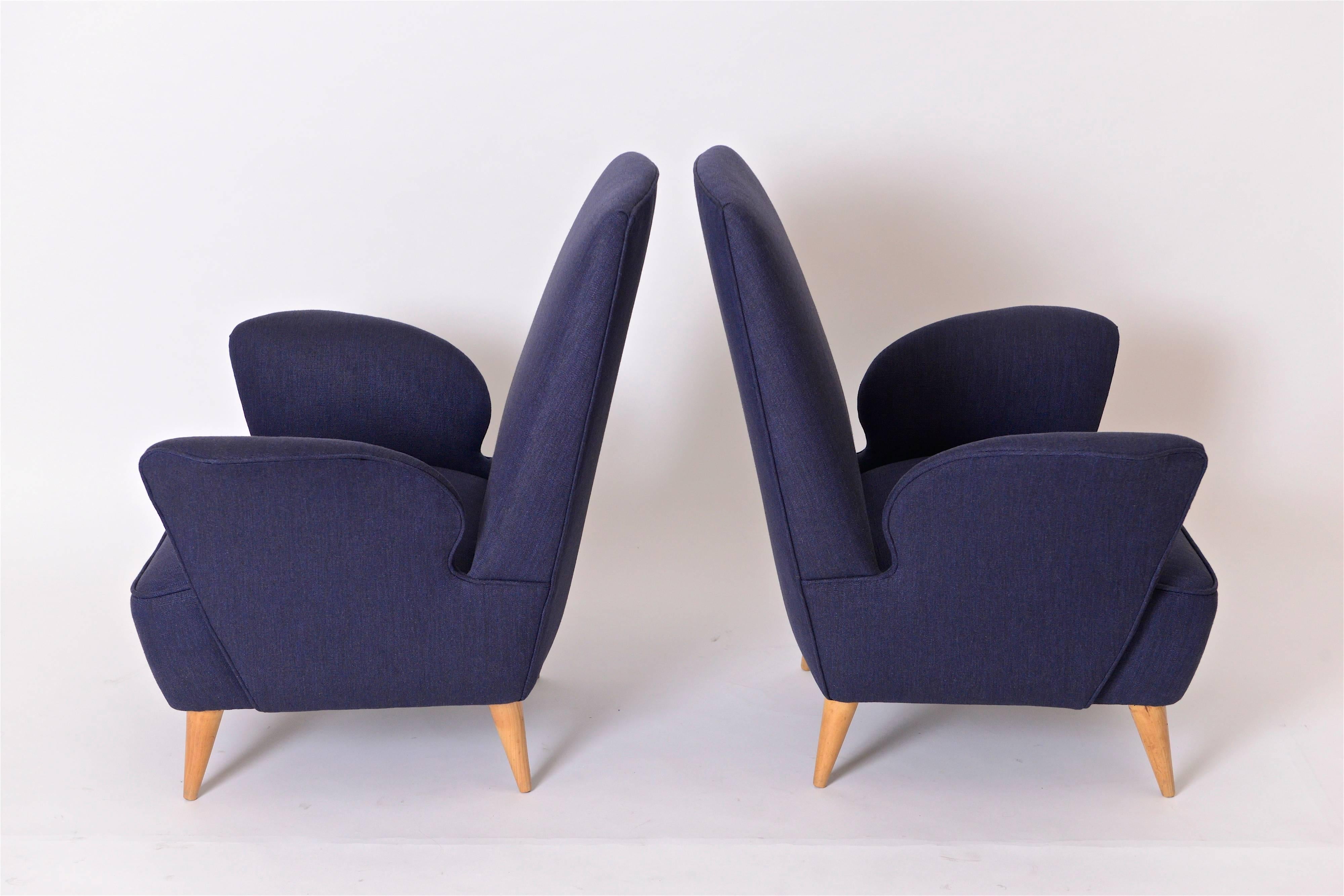 Pair of Mid-Century Italian Lounge Chairs in the Manner of Nino Zoncada, c.1950 In Good Condition In London, GB