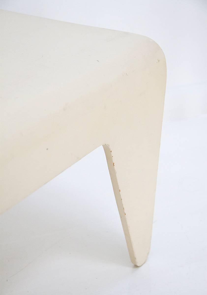 Mid-Century Modern Marcel Breuer White Plywood Nesting Tables for Isokon, 1936, United Kingdom