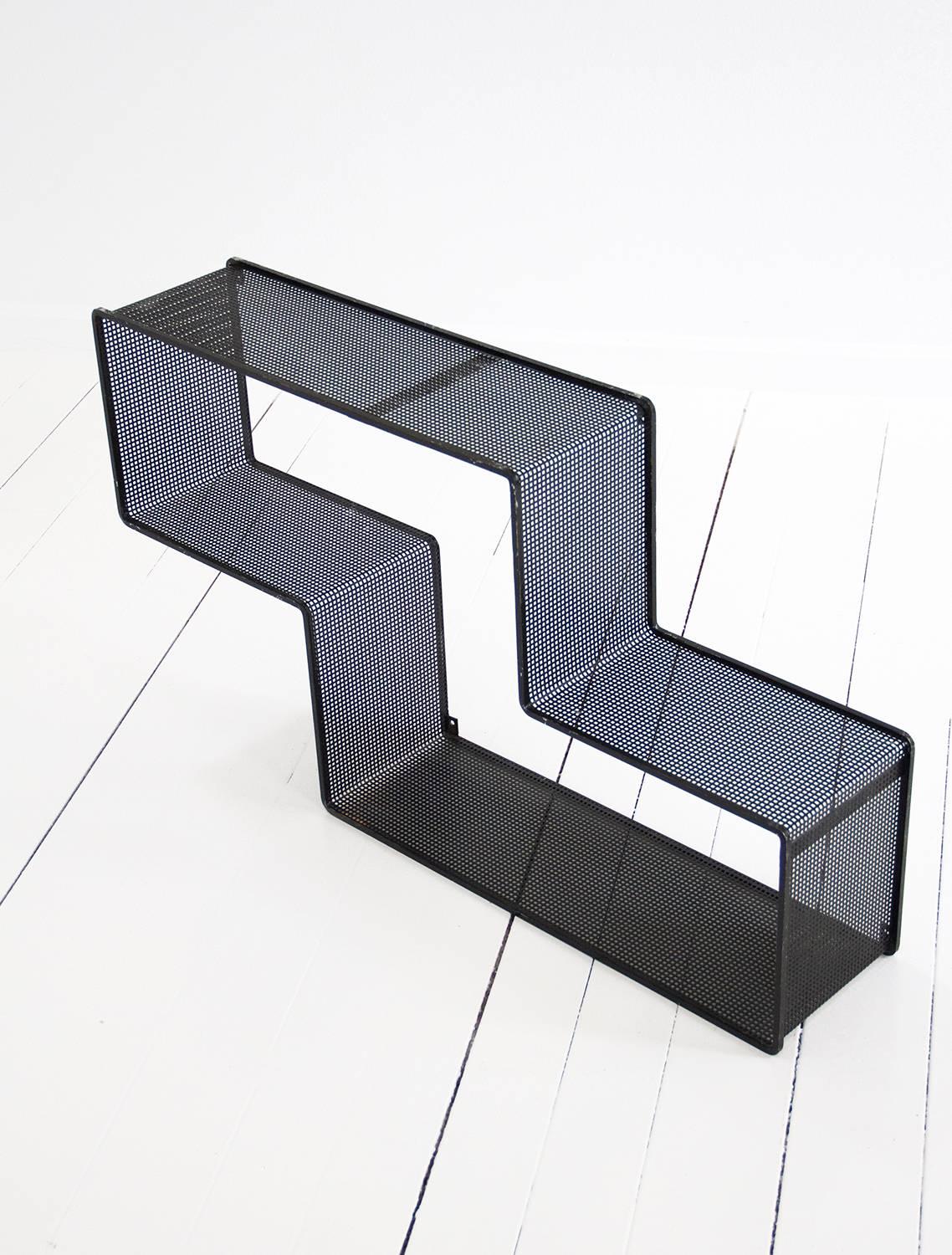 Black Dedal Wall Shelf by Mathieu Mategot, Perforated Steel, circa 1950, France In Good Condition For Sale In Barcelona, ES