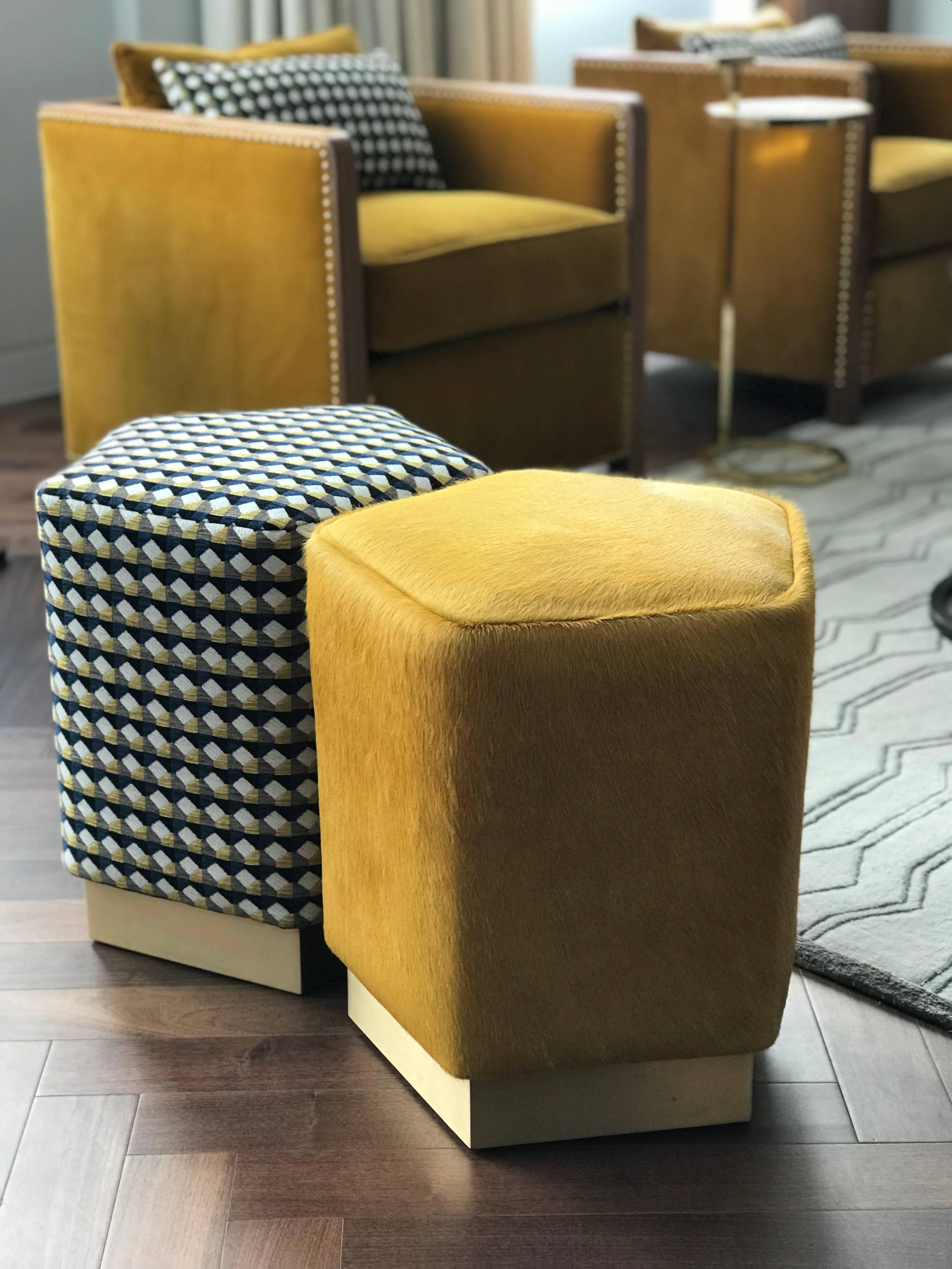 Powder-Coated Ermes Pentagon Rio Pouf with Curvature Collection and Brass or Steel Plinth For Sale