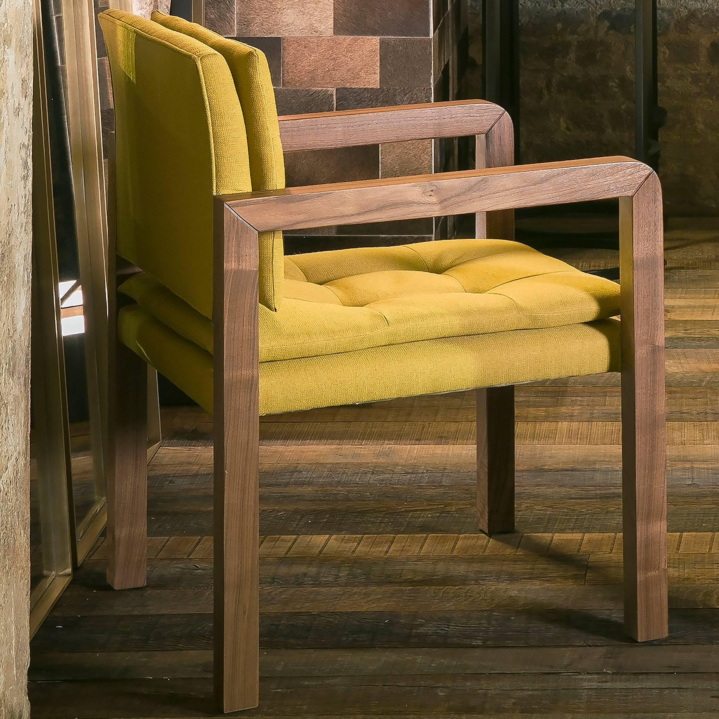 Modern Pair of Bacco Carver Chair in Walnut Upholstered with Lino Mustard, Show Room