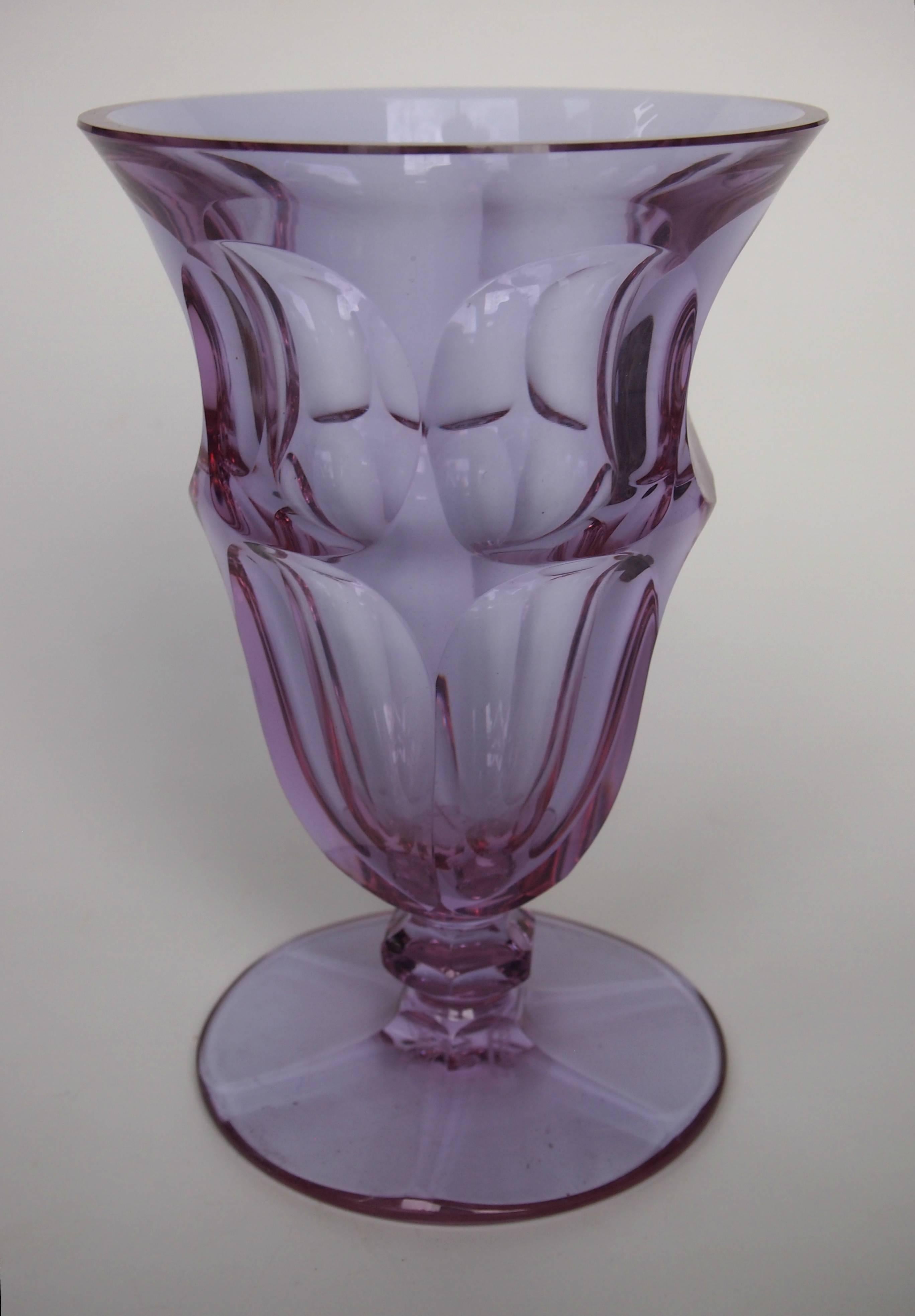 Moser hand-cut Art Deco vase in the unusual colour 'Alexandrit' designed by Heinrich Hussmann, circa 1929. Signed 'Alexandrit' Moser Karlsbad. 'Alexandrit' has the ability to change color dramatically depending on the frequency of the light in the