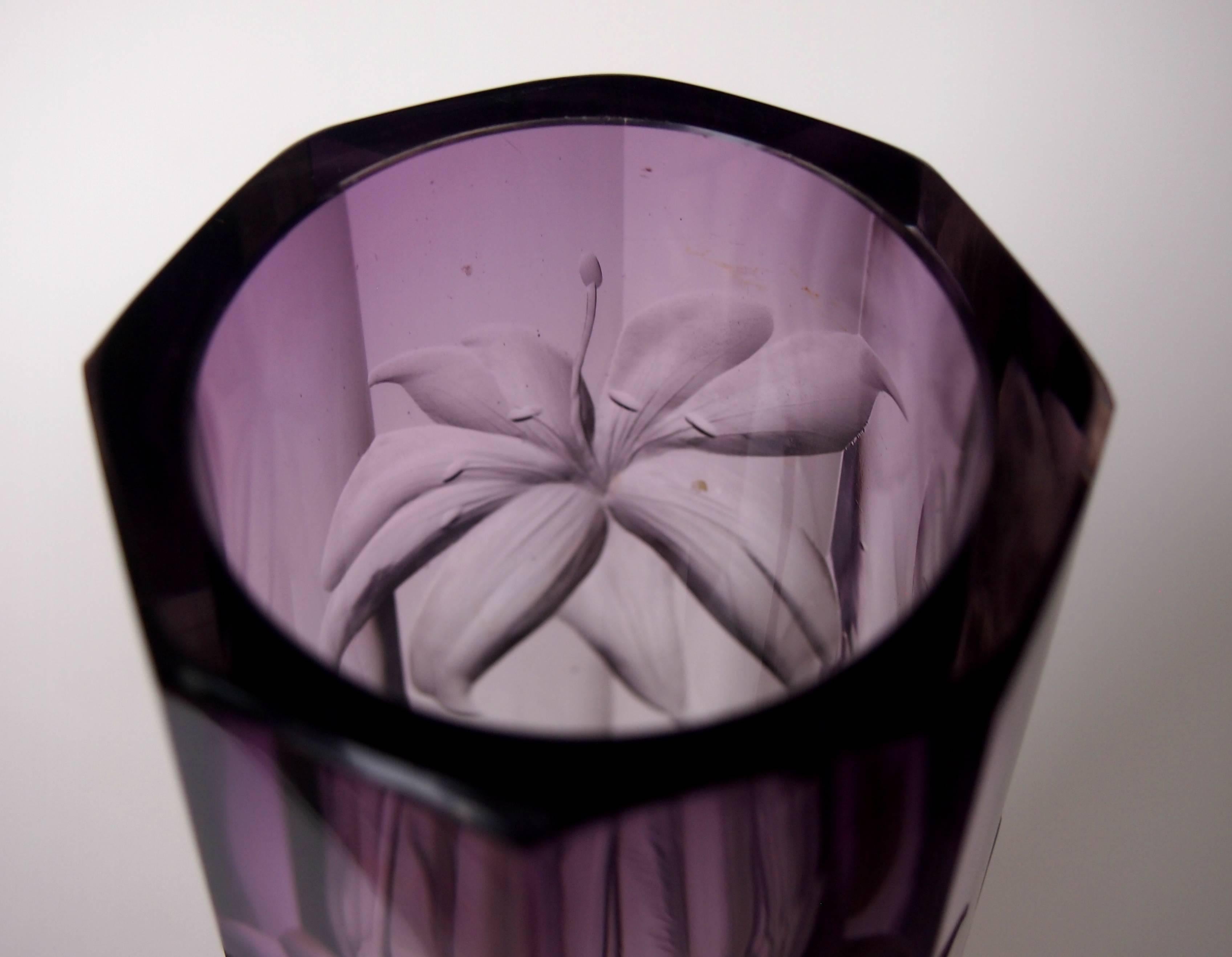 Czech Bohemian Art Nouveau Large Moser Purple to Clear Intaglio Cut Glass Vase c1900 For Sale