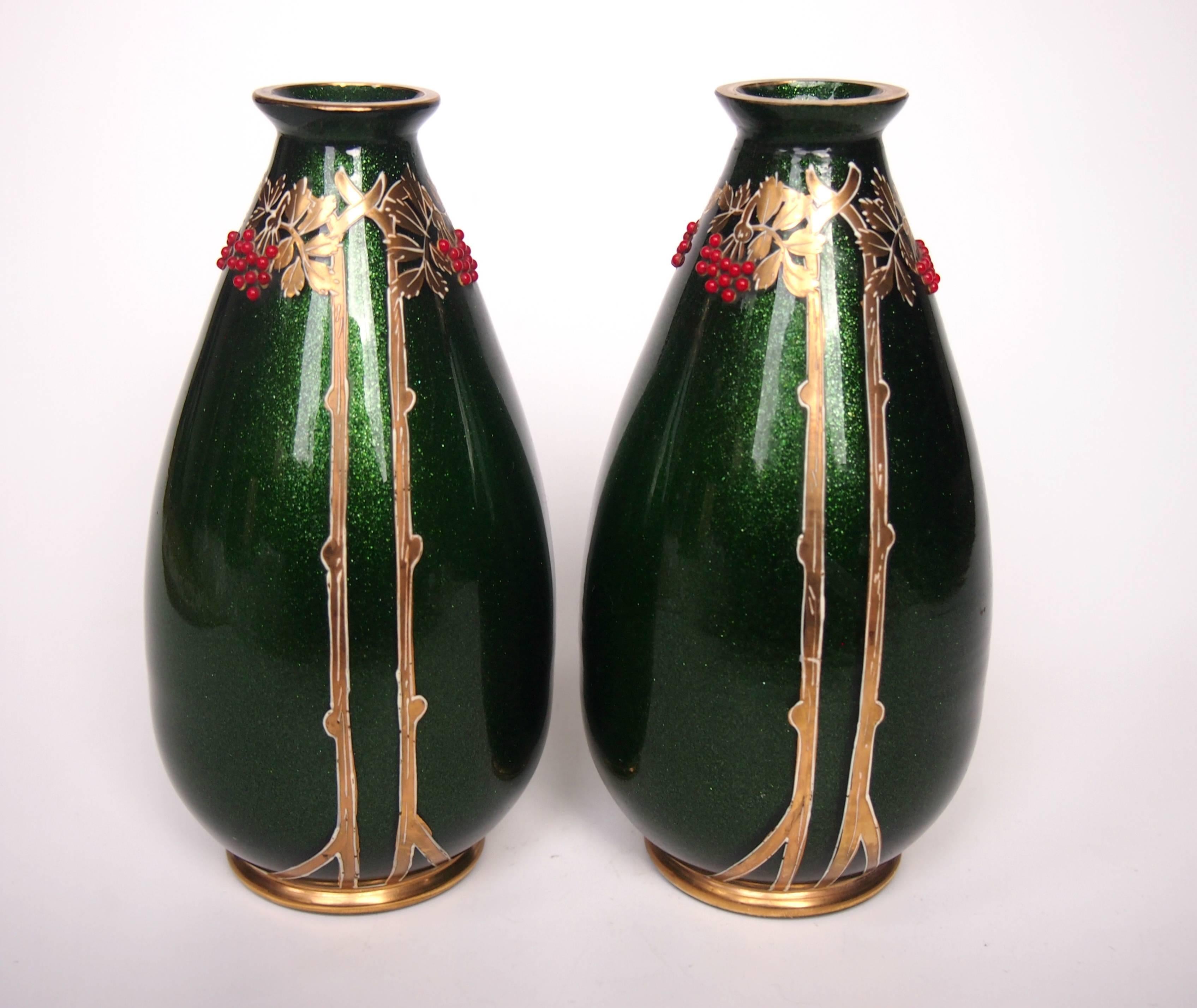 Pair of Art Nouveau Riedel Green Aventurine Vases with Red Beads In Excellent Condition In London, GB