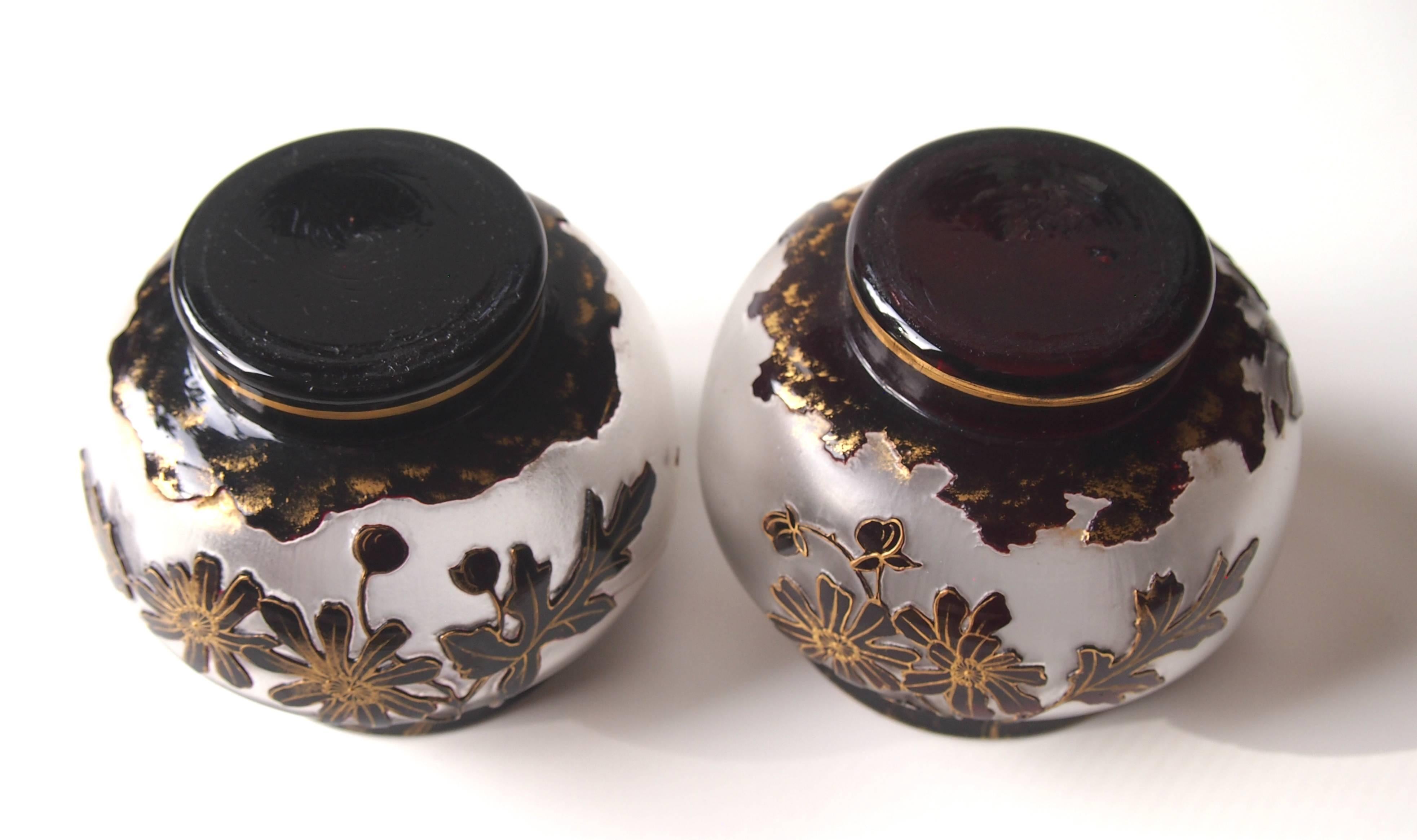 Pair of Bohemian Harrach Art Nouveau Cameo Glass Vases, circa 1899 1
