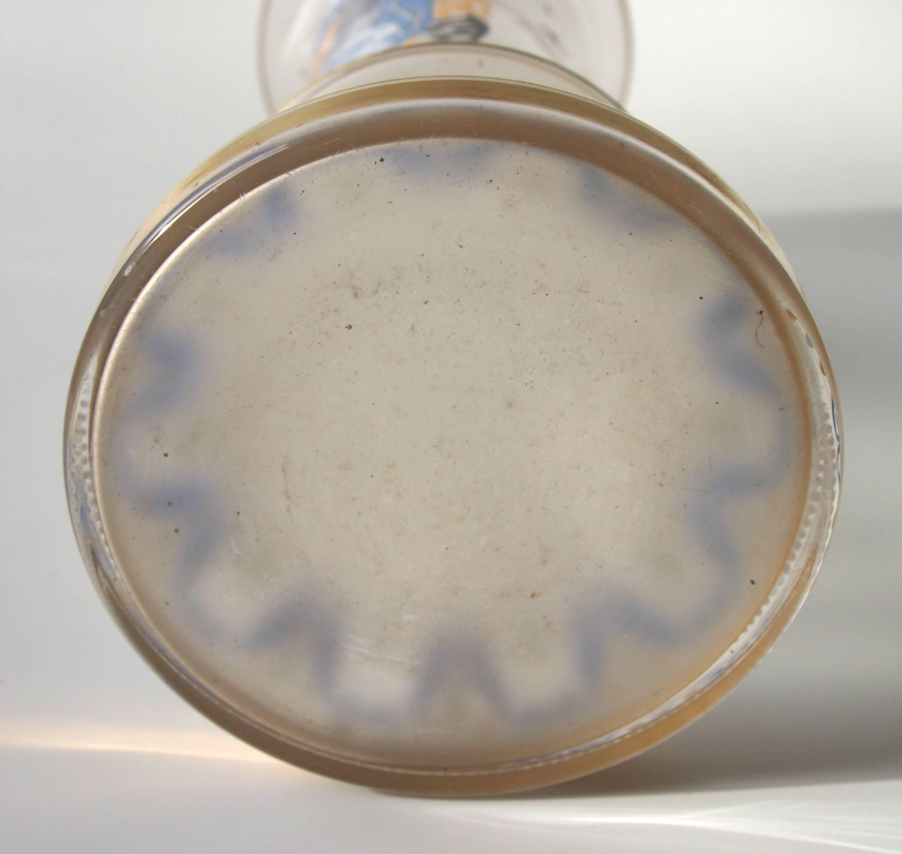 Bohemian Art Nouveau Armorial Glass Vase by Hugo Max of the Steinschönau School For Sale 1