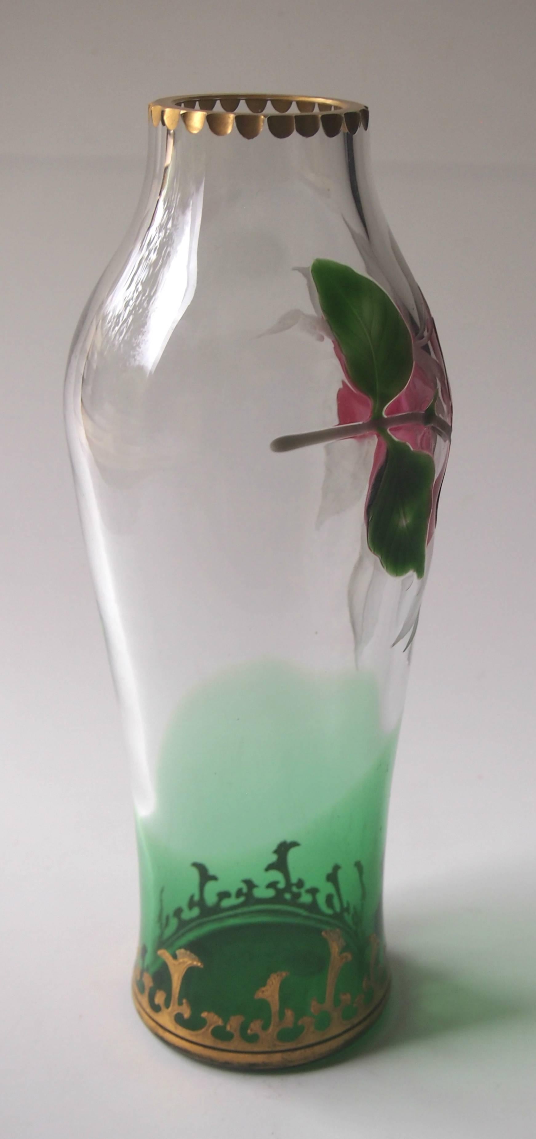 Bohemian Art Nouveau Green/Clear Harrach Marquetry Glass Vase with Red Blossom In Good Condition In London, GB