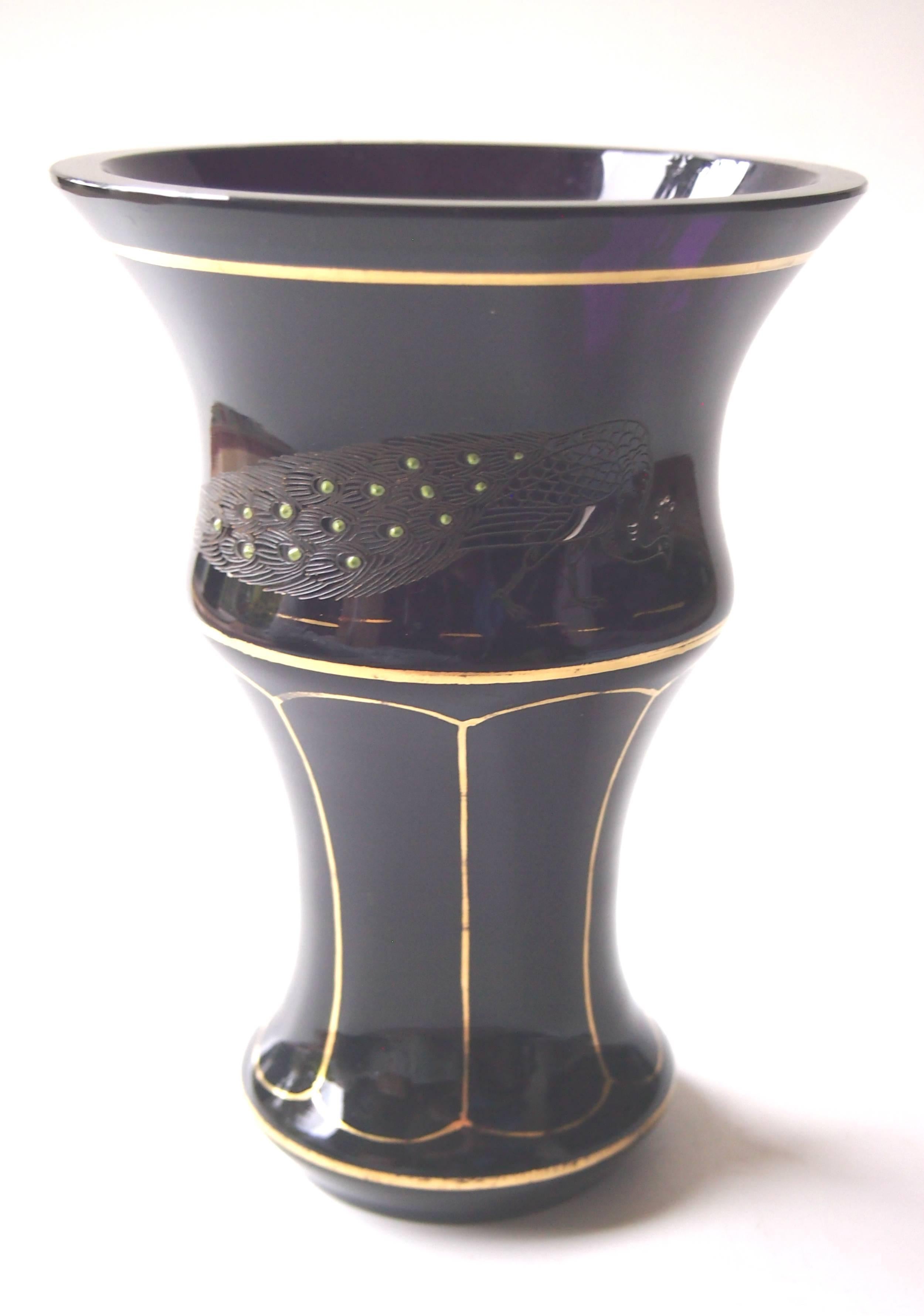 Bohemian Art Deco Intaglio Carved and Enameled Purple Haida Peacock Glass Vase In Good Condition For Sale In London, GB