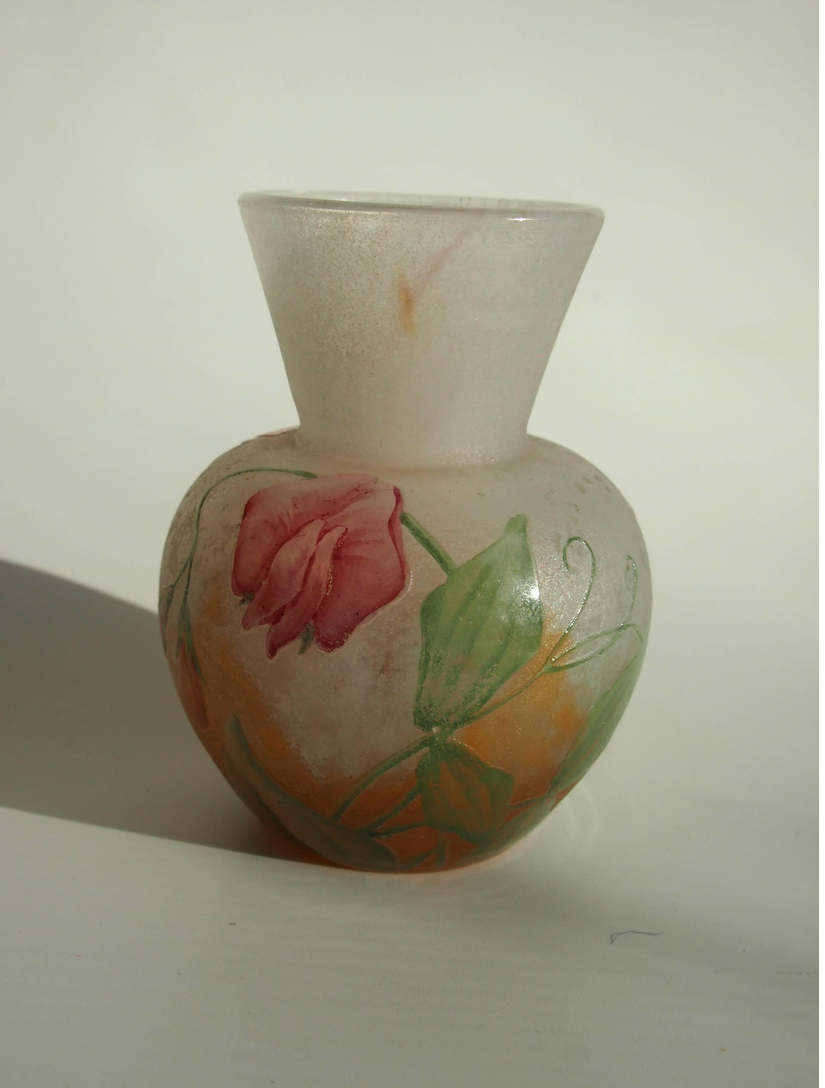 French Art Nouveau Daum Sweet Pea Vase