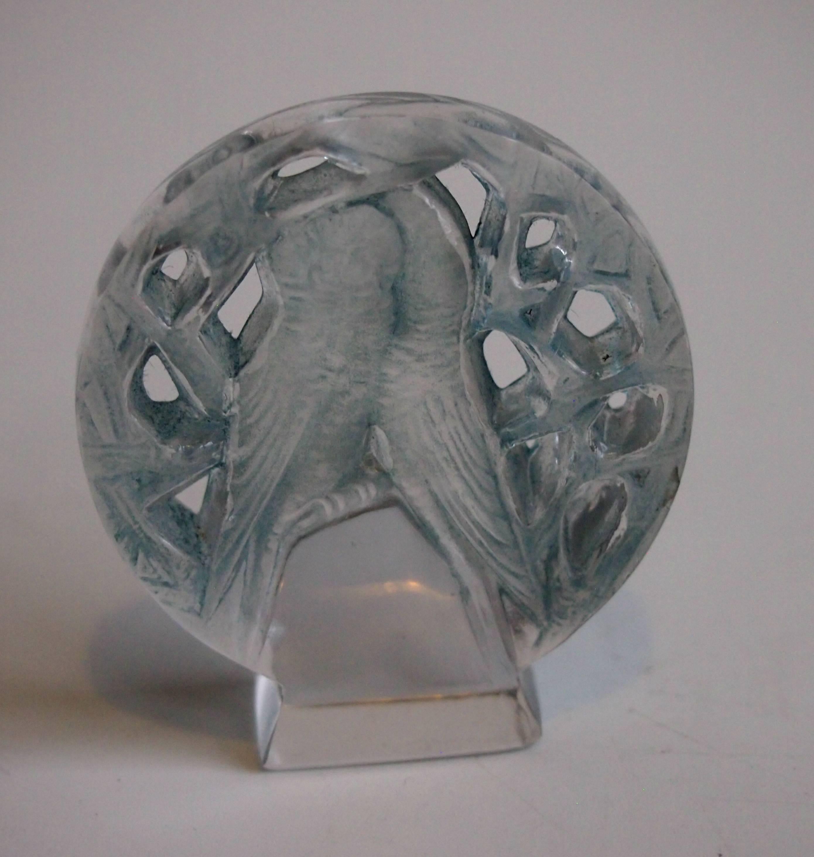 French Art Nouveau Rene Lalique Perruches Glass Cachet 1919 In Good Condition For Sale In London, GB