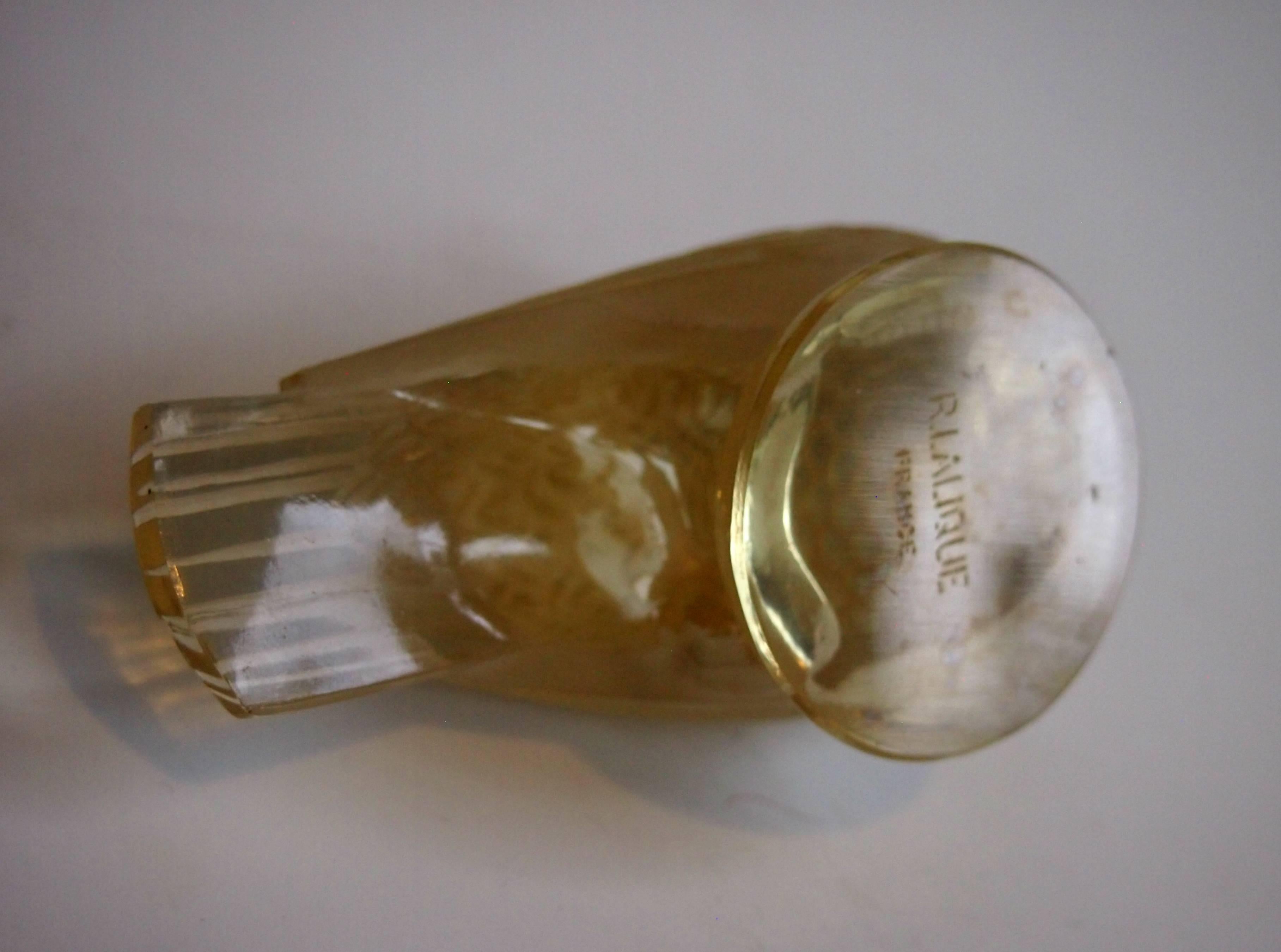 French Art Deco Rene Lalique Yellow Glass Chardonneret Moqueur 1931 For Sale 2