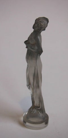 French Rene Lalique Art Nouveau Moyenne Voilee Glass Statue 1913