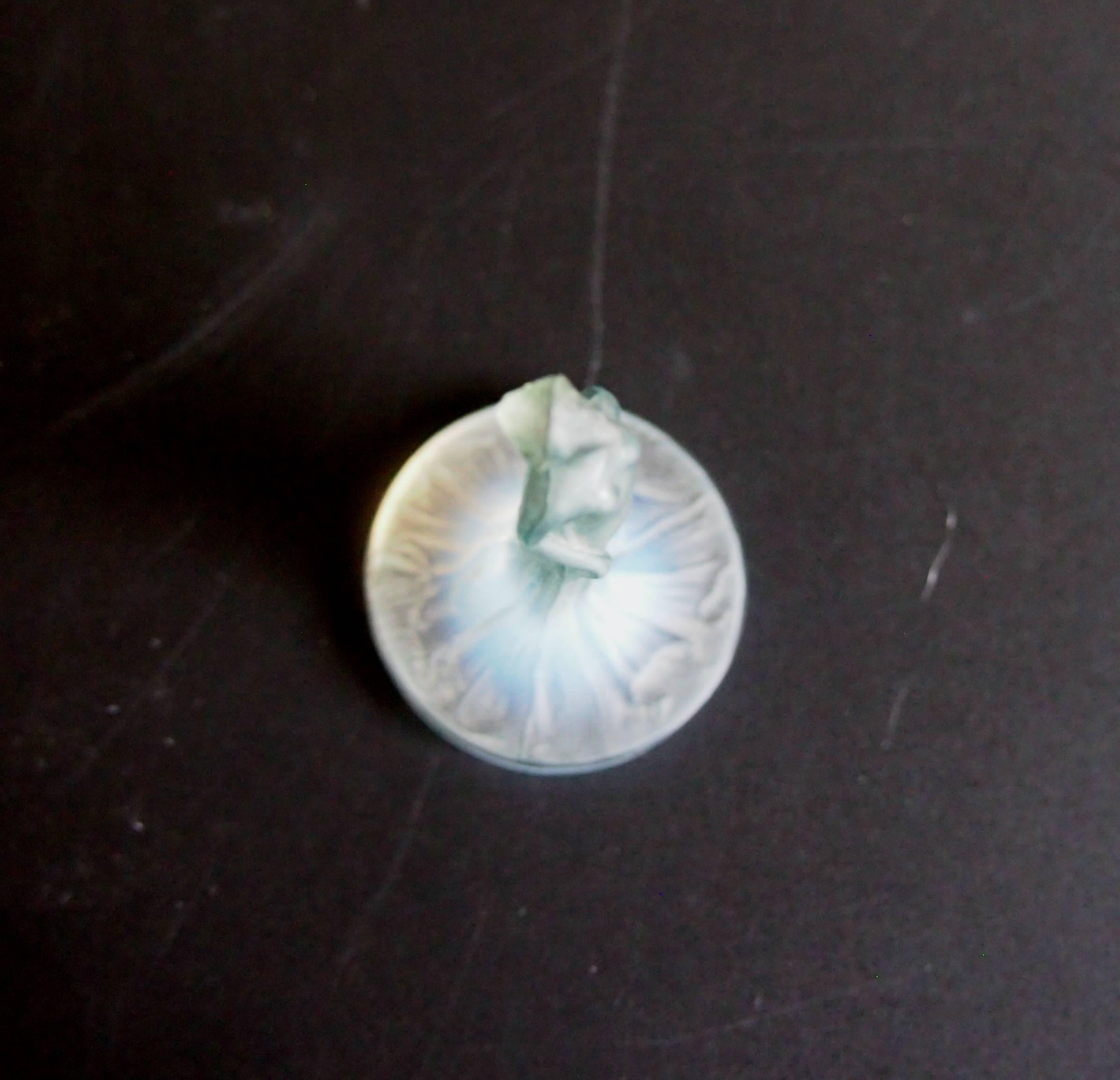 Early 20th Century French Rene Lalique Tiny Art Nouveau Opal Glass Satuette Drapee 1913 For Sale
