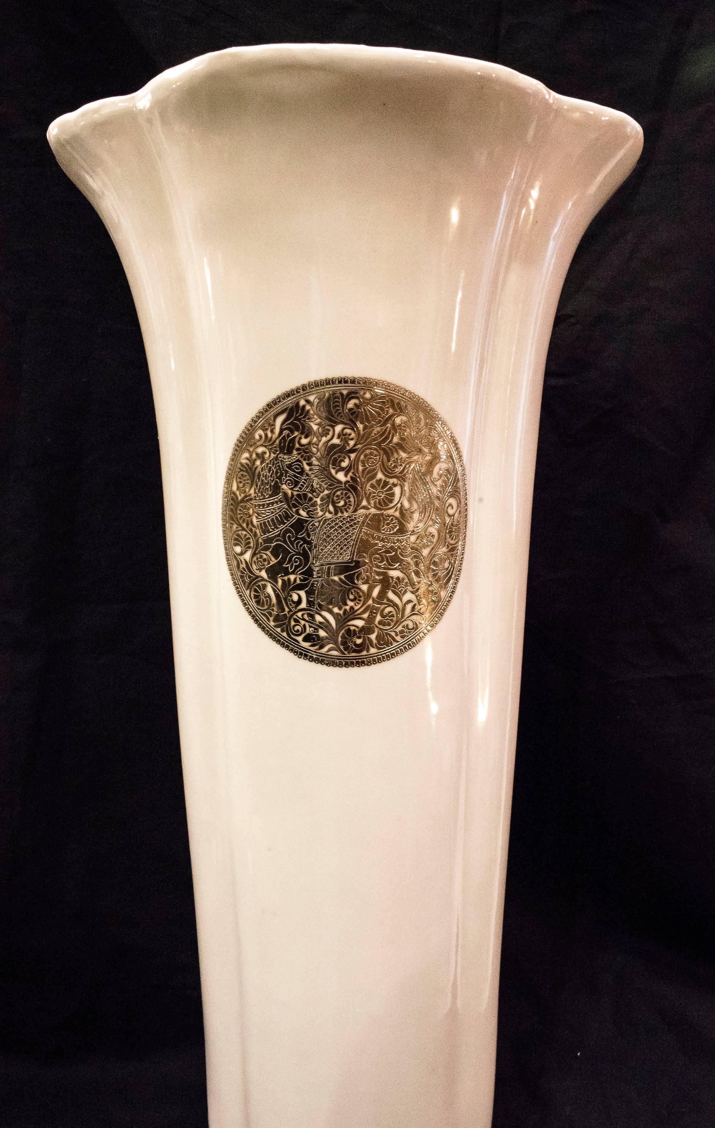 Amazing and unique pair of white flower-shaped vases with two different silver placards, front and back. China porcelain and French designer. Midcentury, Fabienne Jouvin Paris, circa 1970.Signed
    