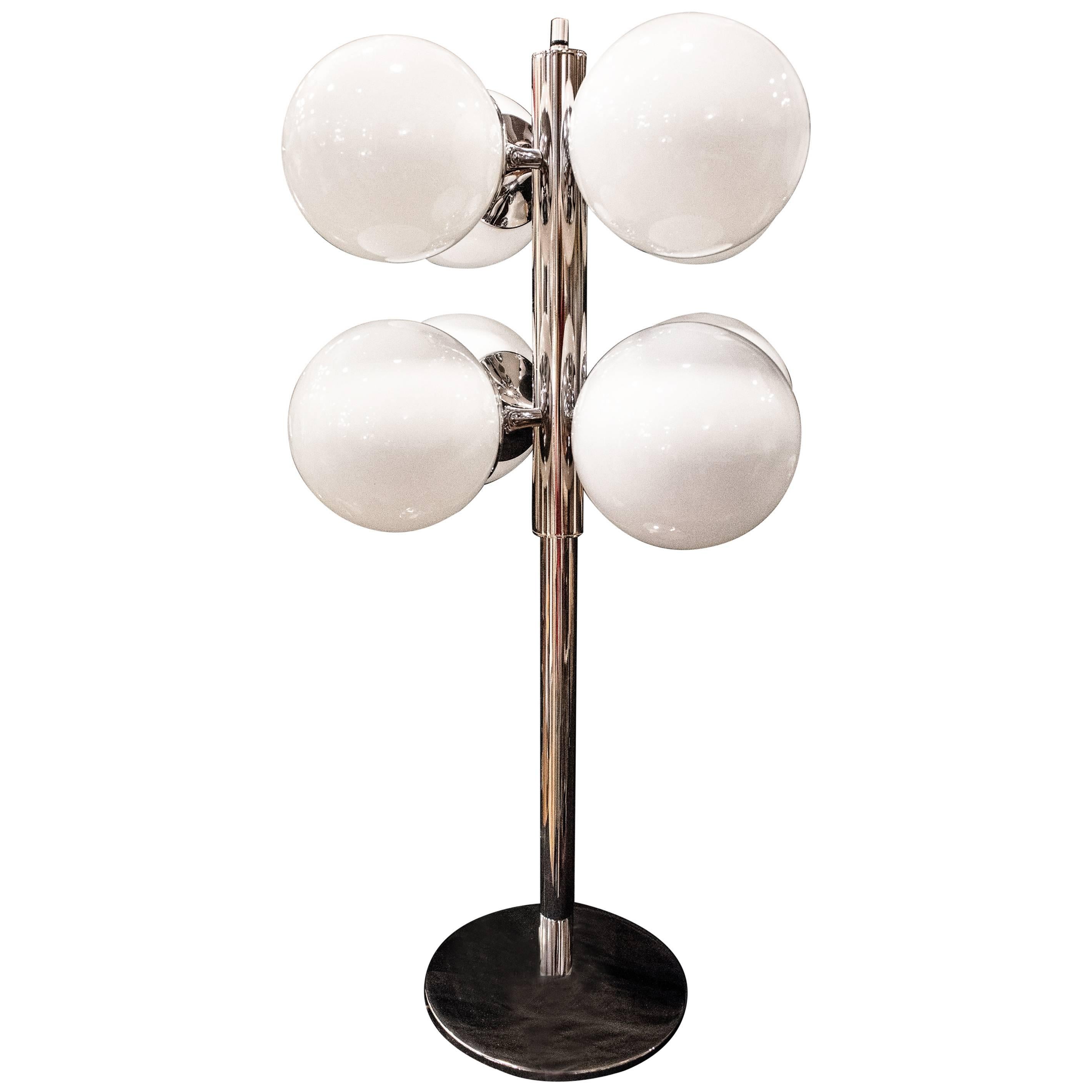 Lightolier-Tischlampe aus weißem Globusglas des 20. Jahrhunderts