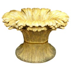 Table de salle à manger en bois doré et cristal de style Coco Chanel
