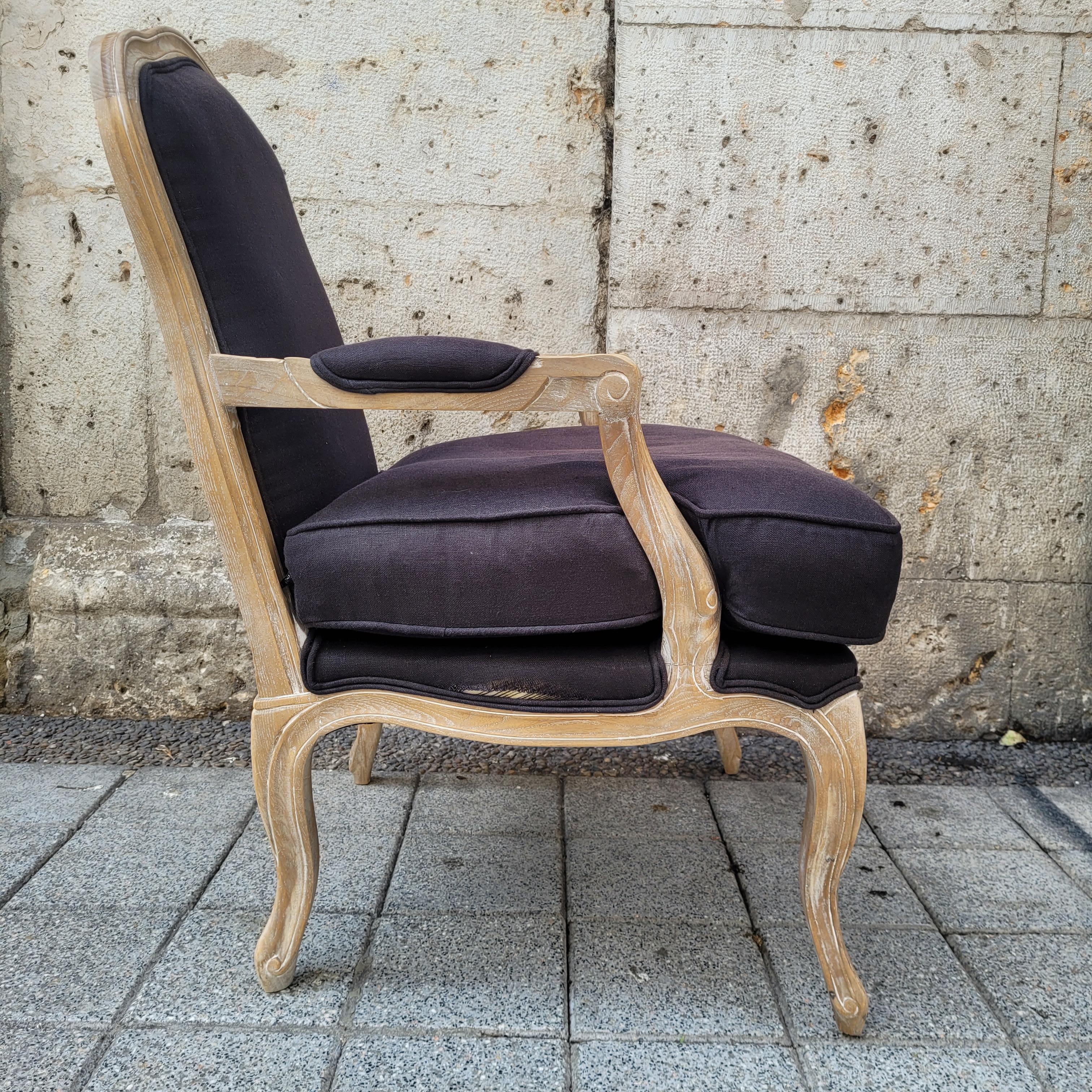 Sillón Reina de Francia, estilo Luis XV / Provenzal, roble y tapicería en venta 5