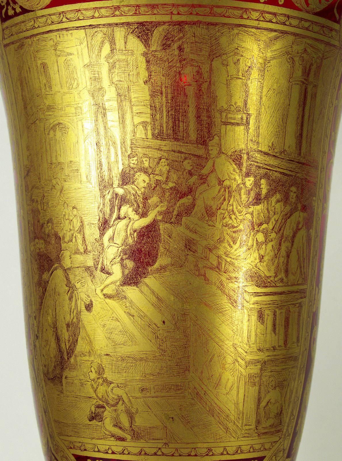 Early 20th Century Venetian Ruby Glass Vase with Gold Motifs, circa 1911 For Sale 3