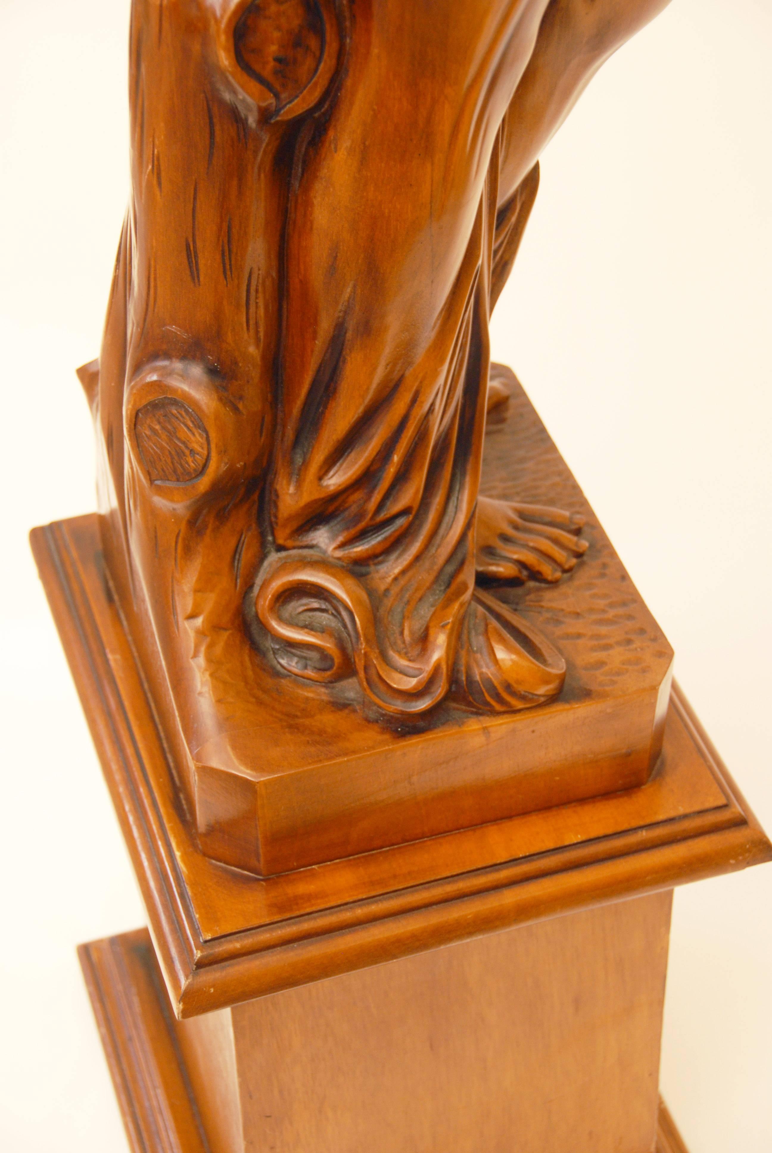 20th Century Art Nouveau Sculpture of a Semi Naked Female For Sale