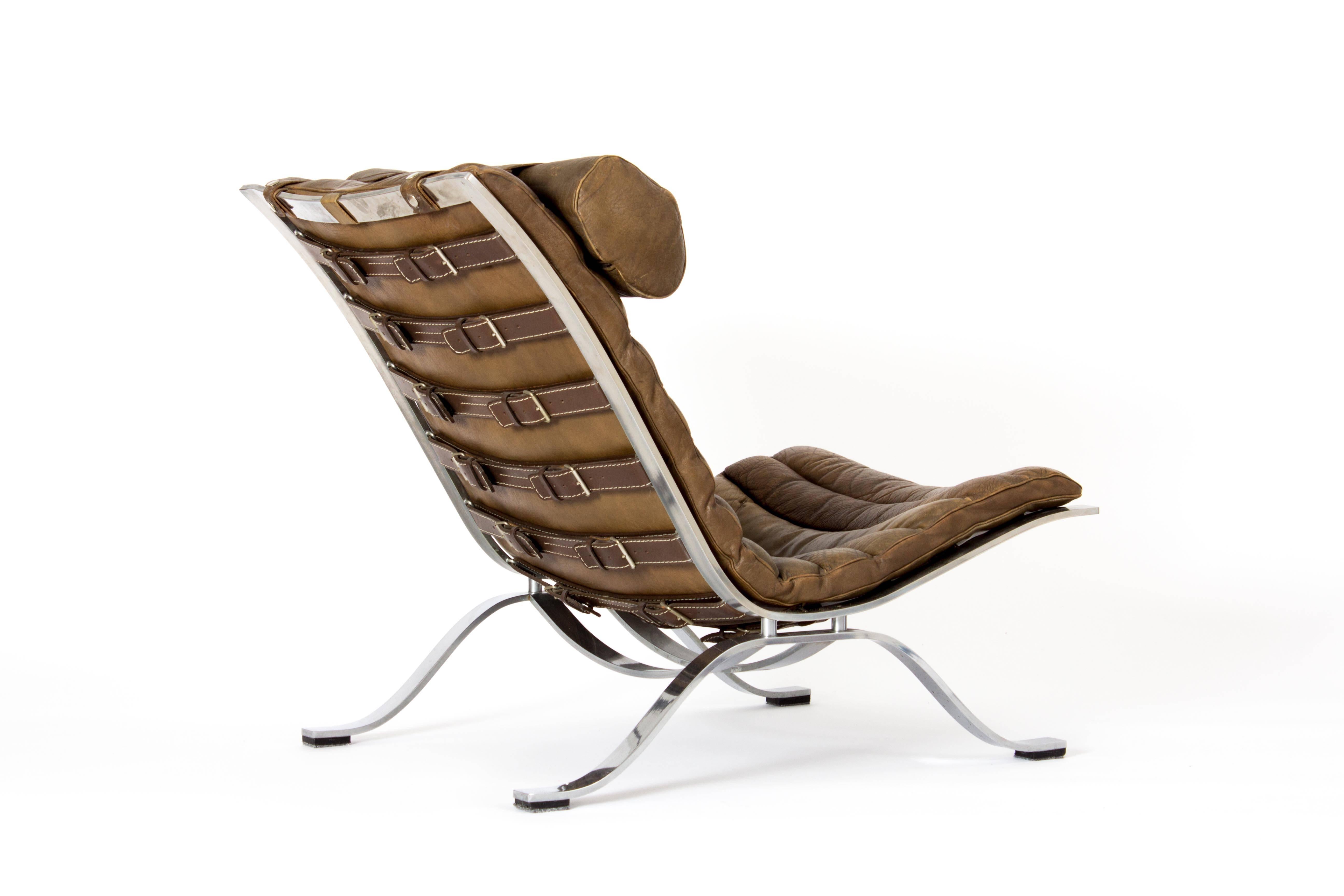Ari Lounge Chair by Arne Norell in Patinated Brown / Olive Leather Sweden, 1960s In Good Condition In Utrecht, NL