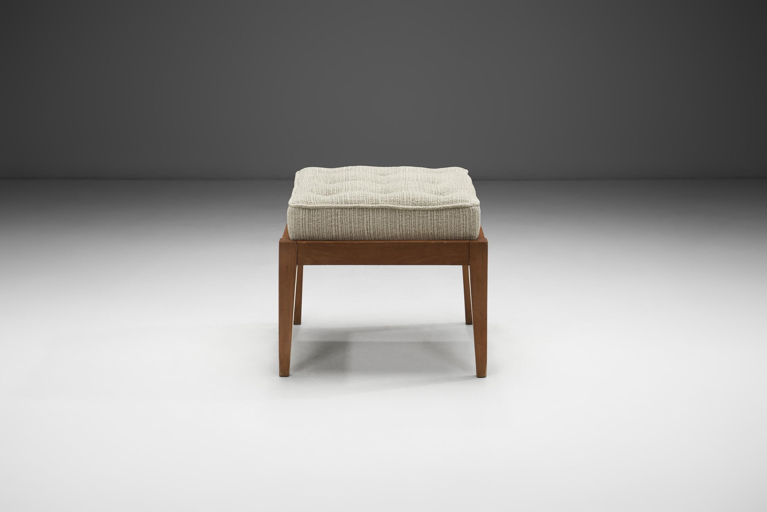 Hocker mit gepolstertem Sitz von La Compagnie des Arts Français, Frankreich 1940er Jahre im Zustand „Gut“ im Angebot in Utrecht, NL
