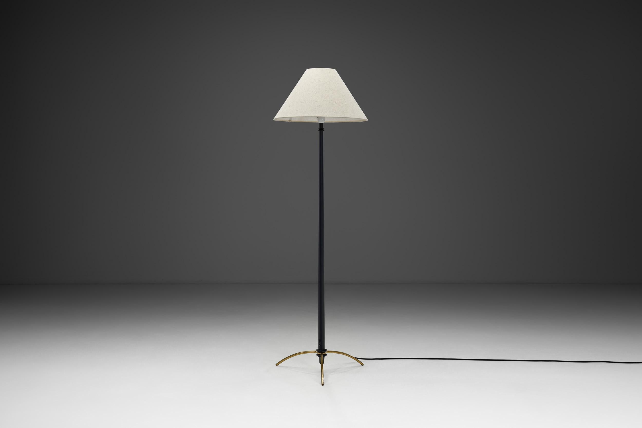 Mid-Century Modern Lampadaire Hans-Agne Jakobsson Model No 