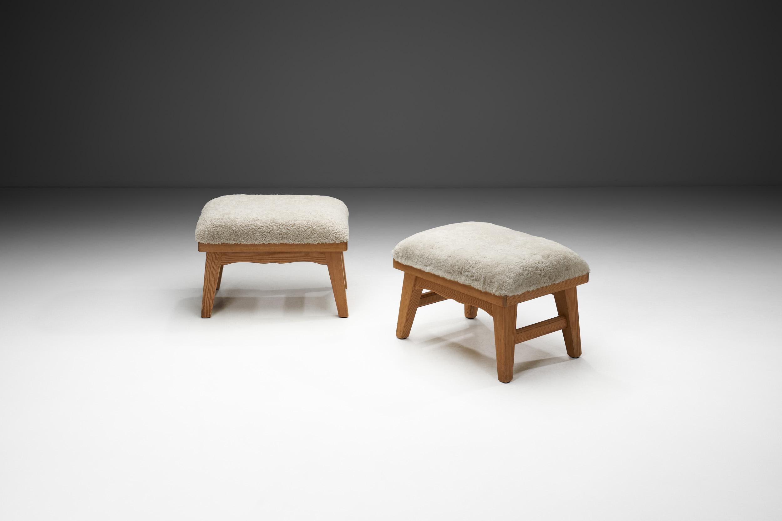 Pair of Stools by Krogenæs with Sheepskin Seats, Norway 20th Century In Good Condition For Sale In Utrecht, NL