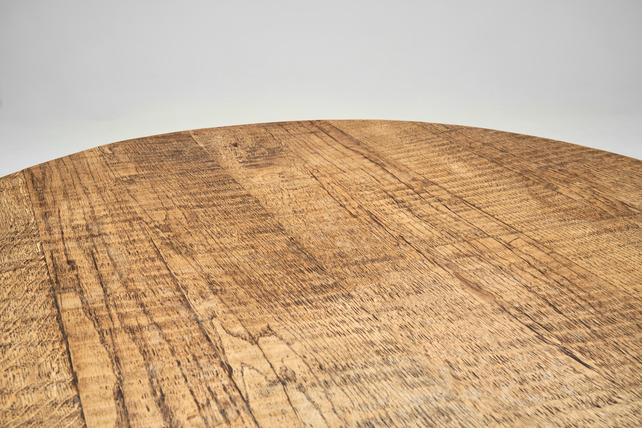 European Brutalist Wooden Coffee Table, Europe second half of the 20th century For Sale 4